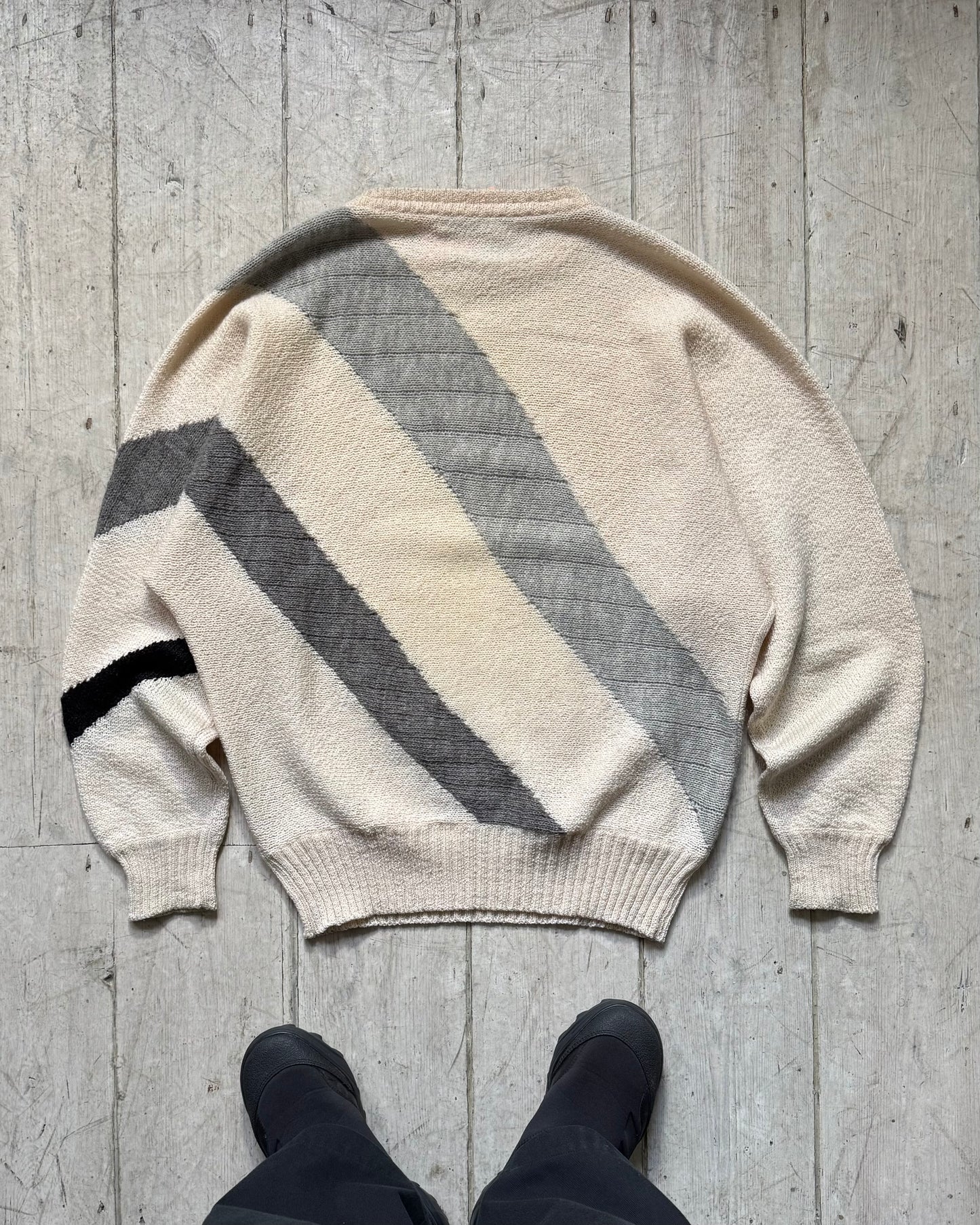 80s Cream Grey Diagonal Asymmetrical Stripe Knit Jumper (~XL~)