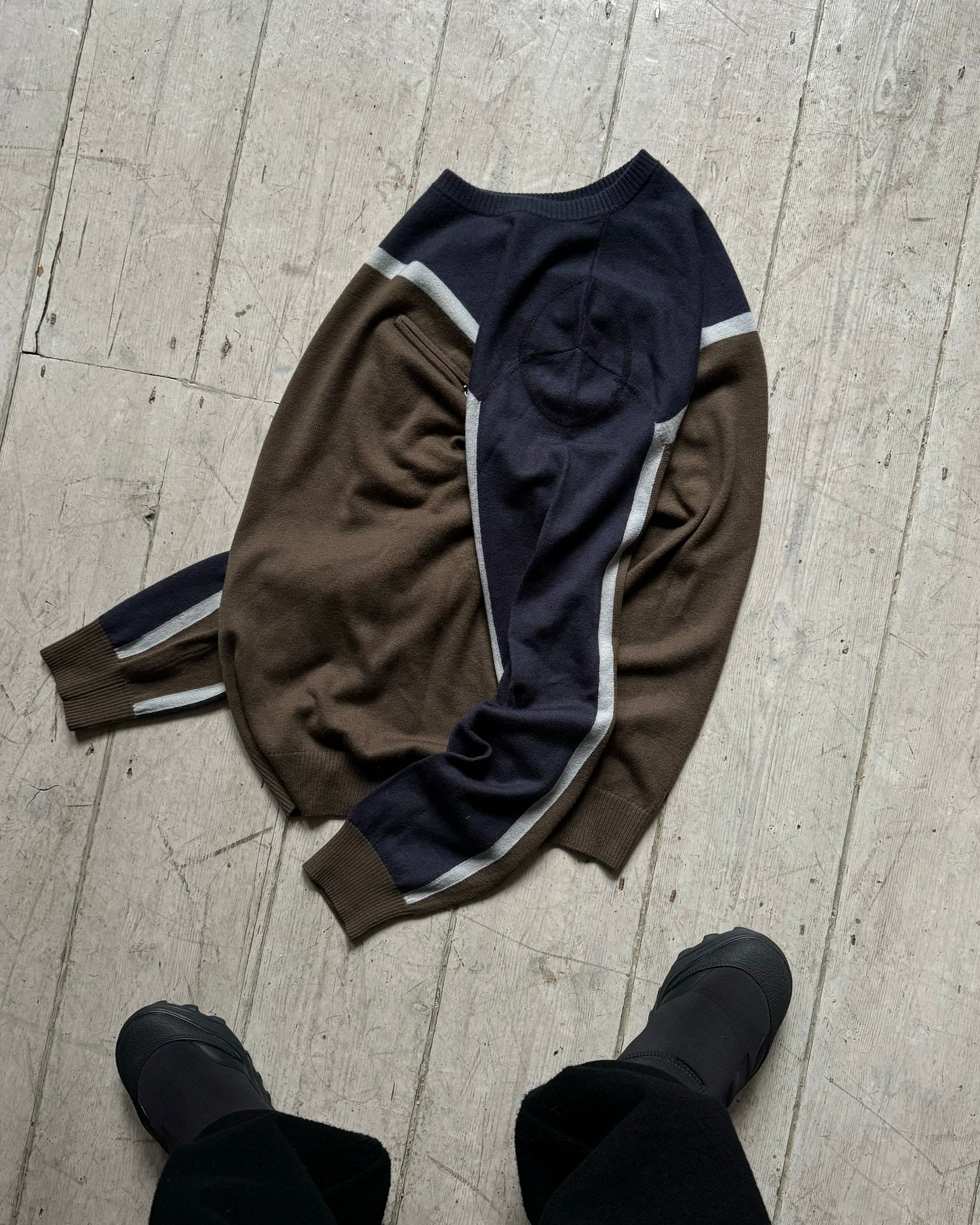 Olive / Navy Striped Two Tone Virgin Wool / Cashmere Knit Jumper (~M~)