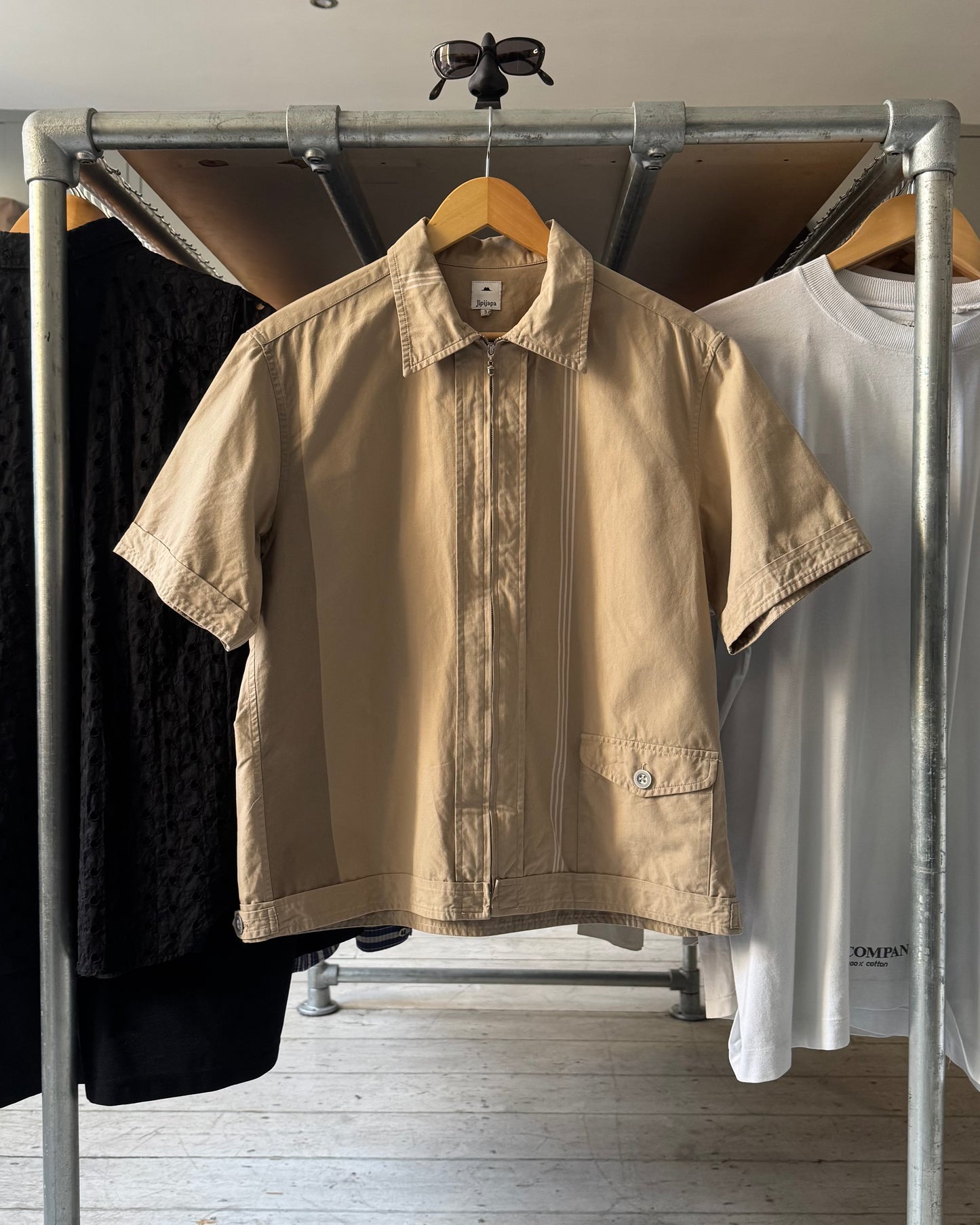Beige Asymmetrical Striped Patch Pocket Zip Up Shirt (~M~)