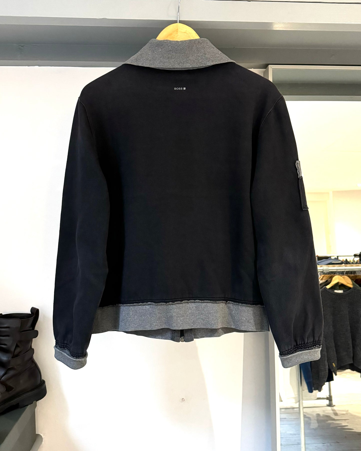 Contrast Navy / Grey Panelled Zip Up Tracktop (~M~)