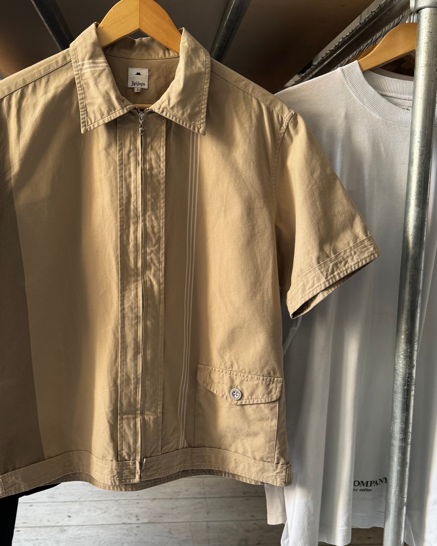 Beige Asymmetrical Striped Patch Pocket Zip Up Shirt (~M~)