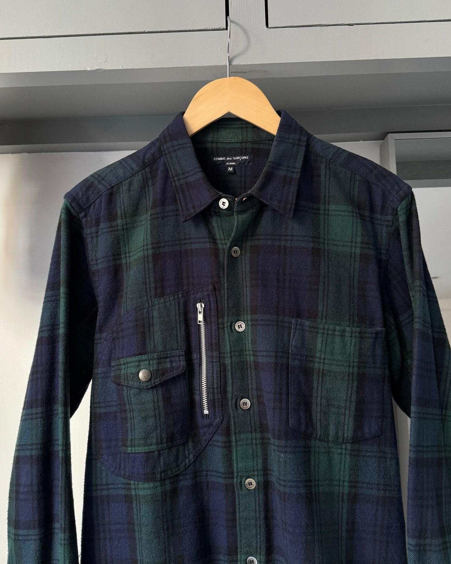 2005 Cargo Patch Pocket Panel Green Navy Plaid Shirt (~M~)