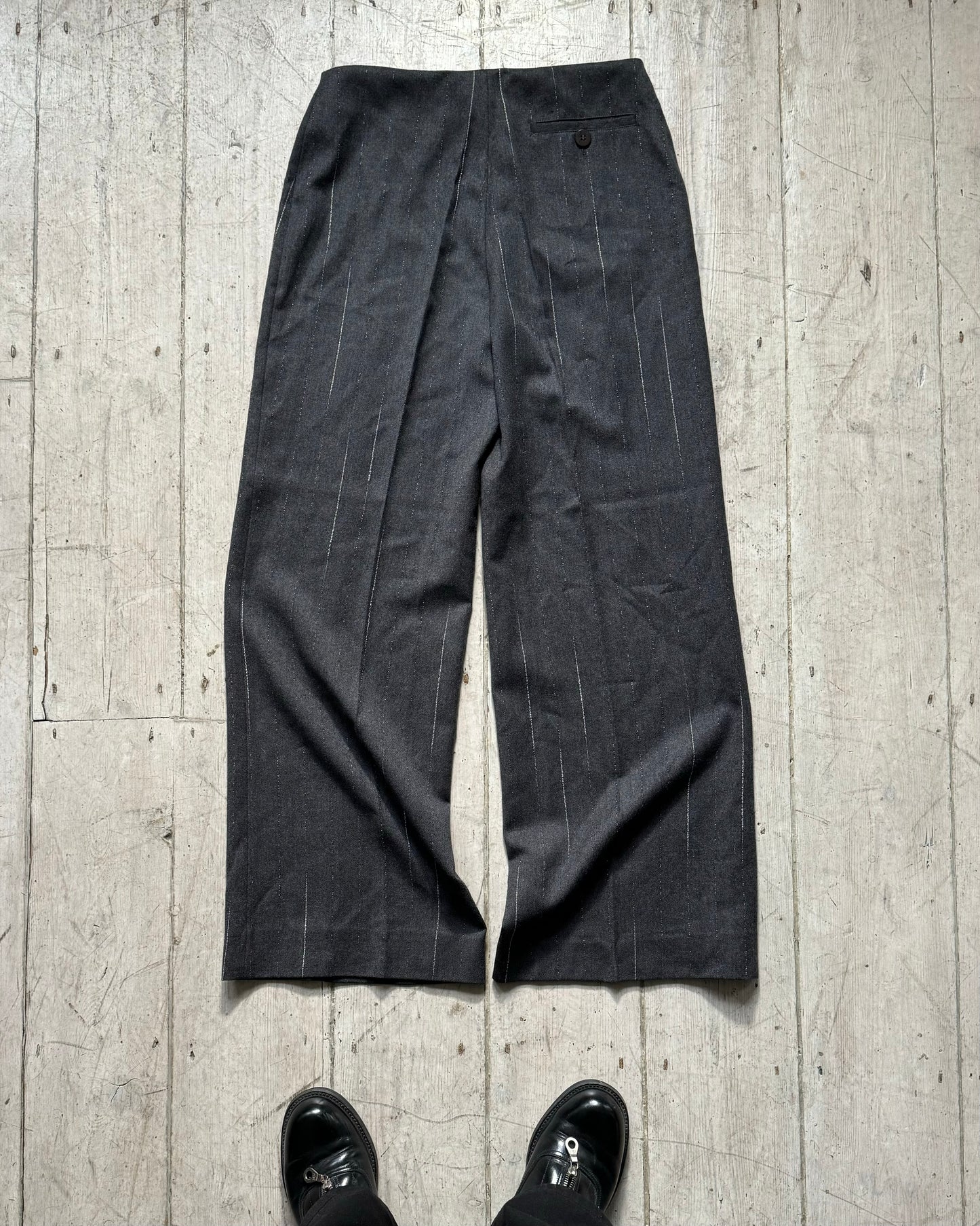 Early 2000s Grey Staggered Pinstripe Virgin Wool Wide Dress Pants (~30~)