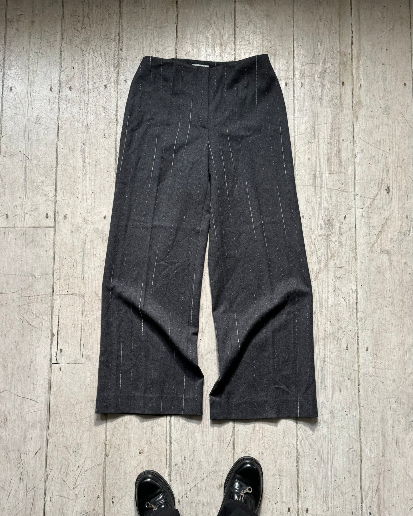 Early 2000s Grey Staggered Pinstripe Virgin Wool Wide Dress Pants (~30~)