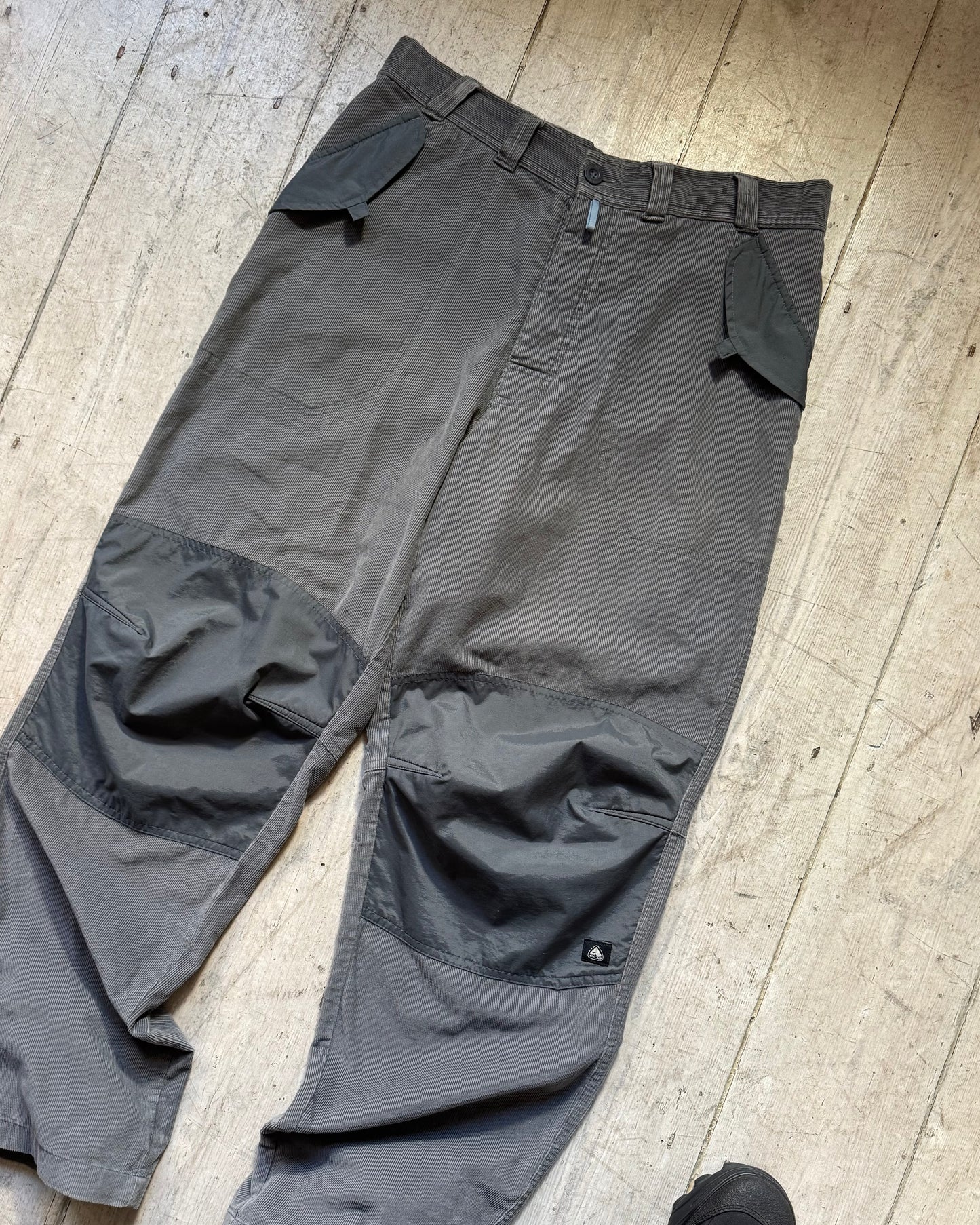 Fall 2001 Grey Corduroy Panelled Wide Pants (~34~)
