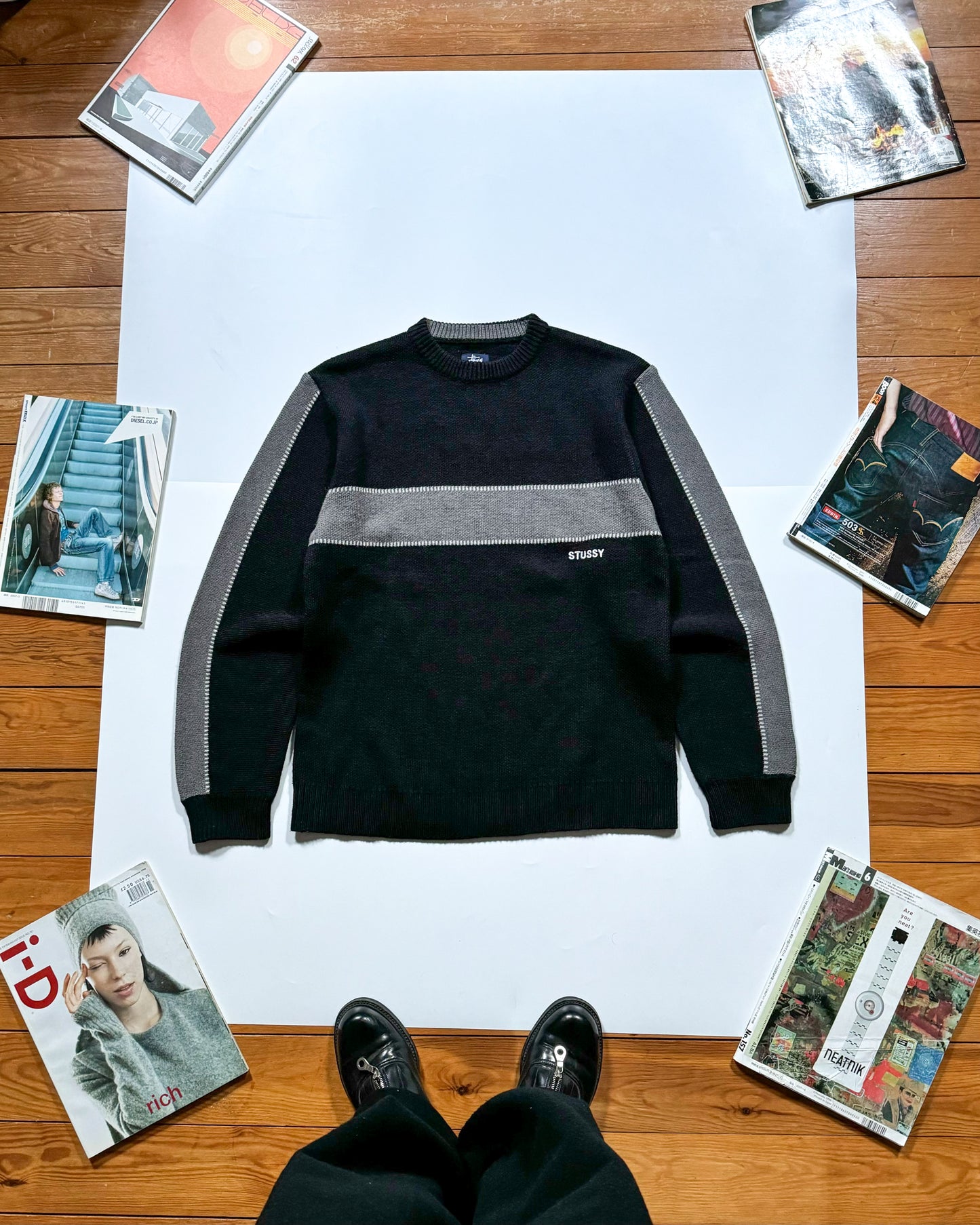 Early 2000s Side Stripe Knit Jumper (M~L)
