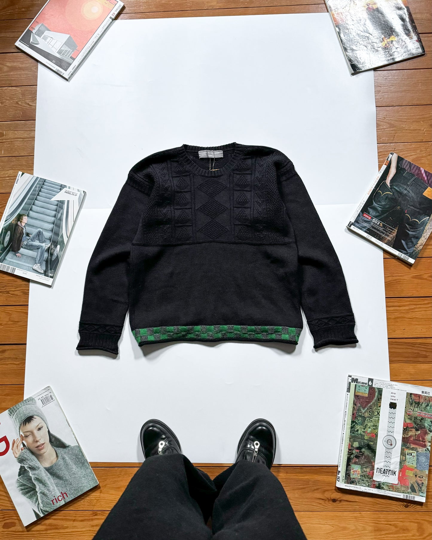 90s Black Tile Style Half Tonal 3-D Pattern Green Checkered Knit Jumper (~M~)