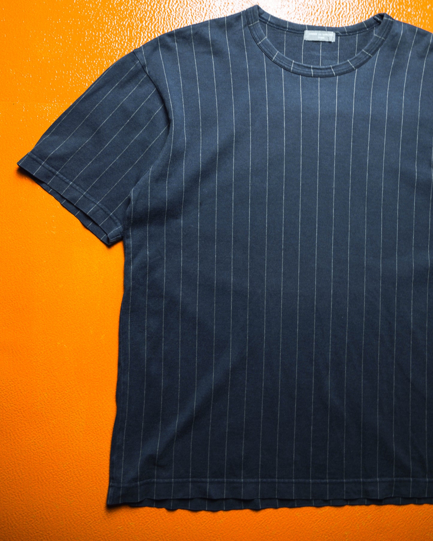 2001 Navy Pinstriped T-shirt (S~M)