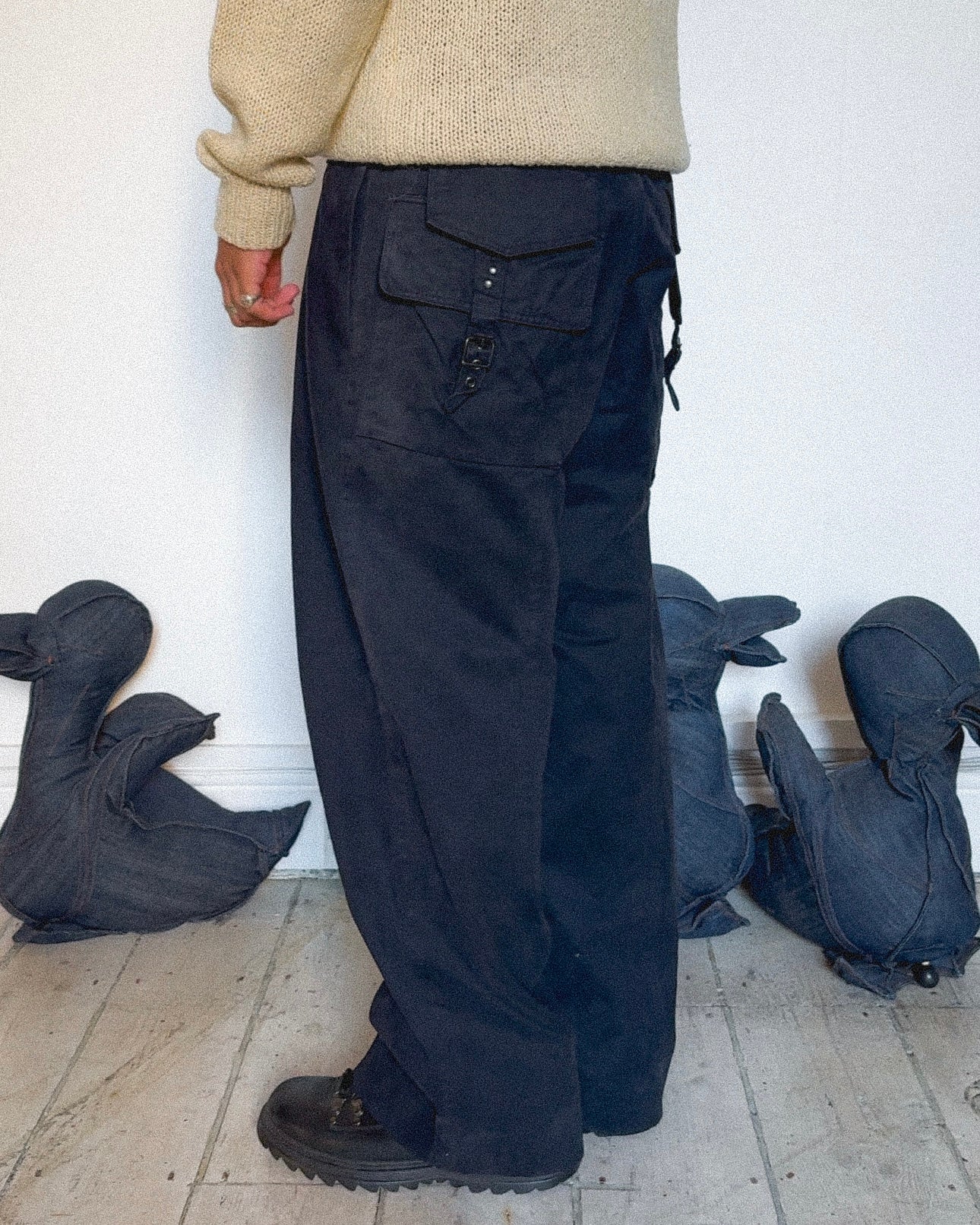 Early 2000s Moleskine Cotton Midnight Navy Dual Layered Patch Pocket Asymmetrical Pants (33~34)