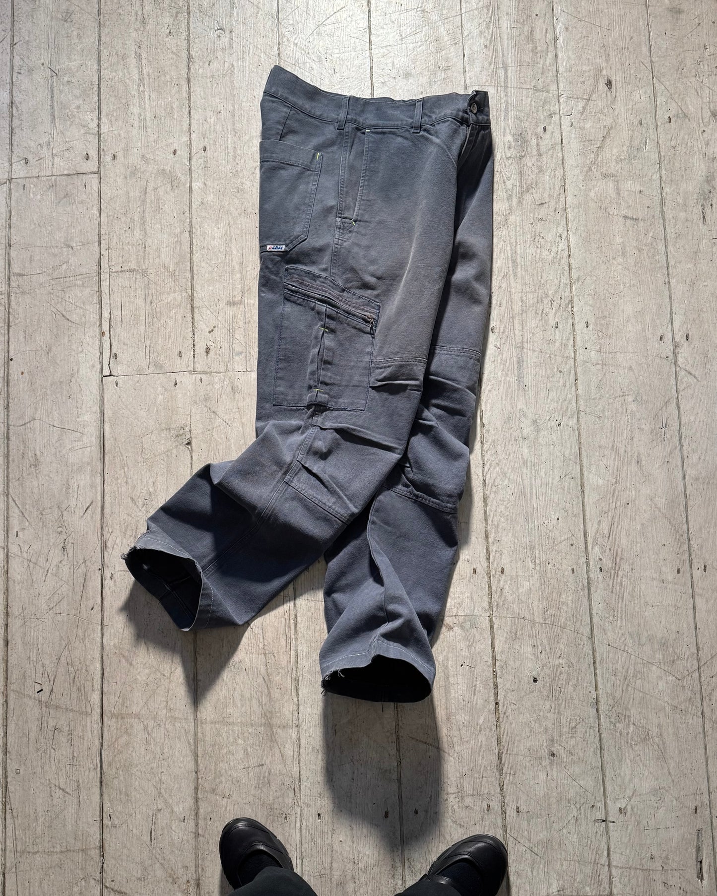 Cold Grey / Lime Asymmetrical Knee Darted Cargo Pant's (32~33)