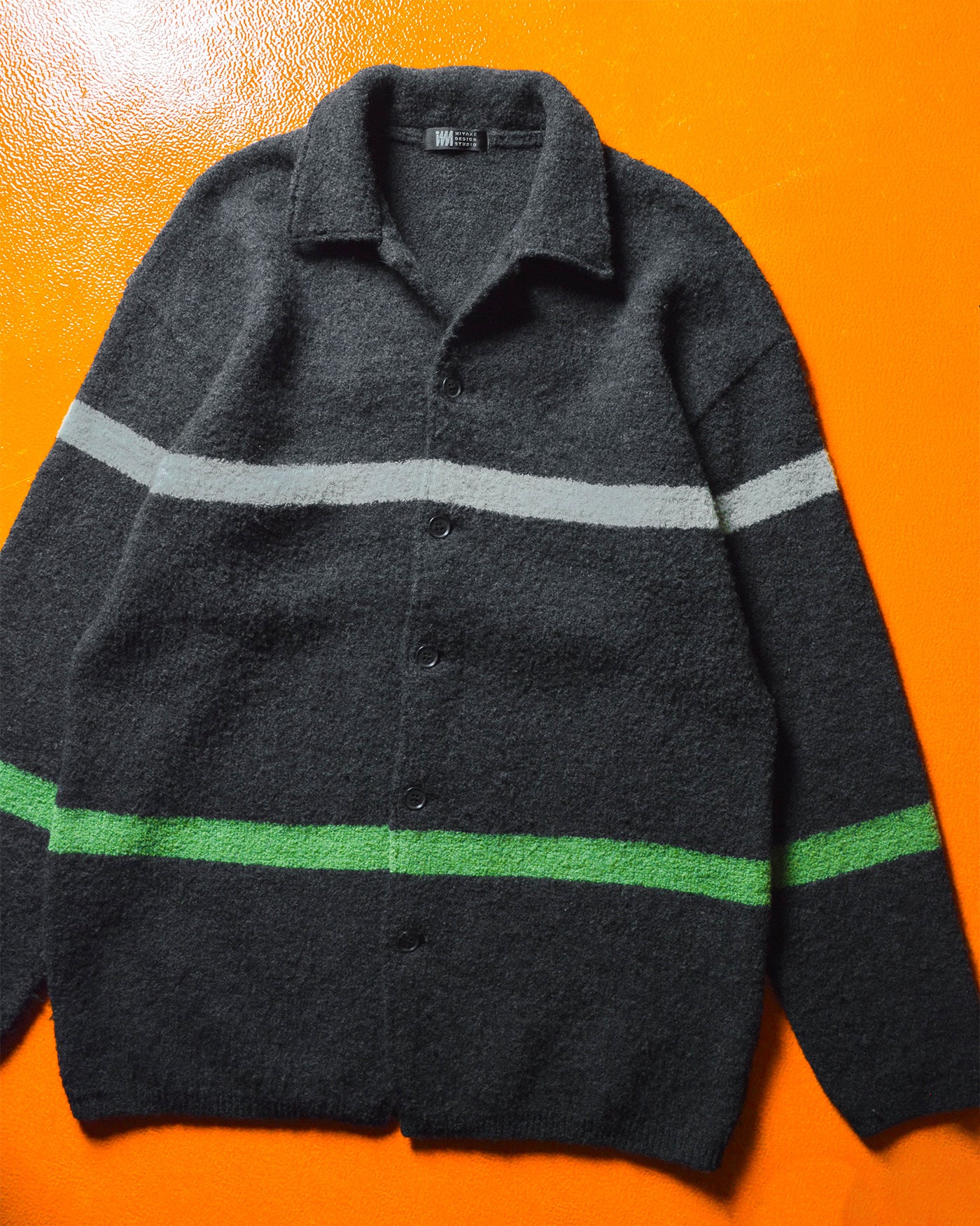 Wool Blend Striped Grey / Green / White Collared Button Up Sweater / Cardigan (L~XL)
