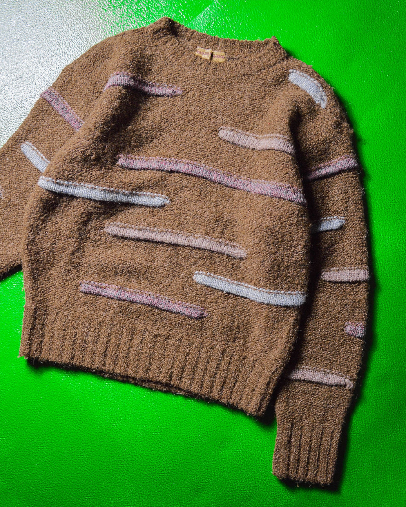 70s  Asymmetrical Strokes Pattern Knit Jumper (~M~)