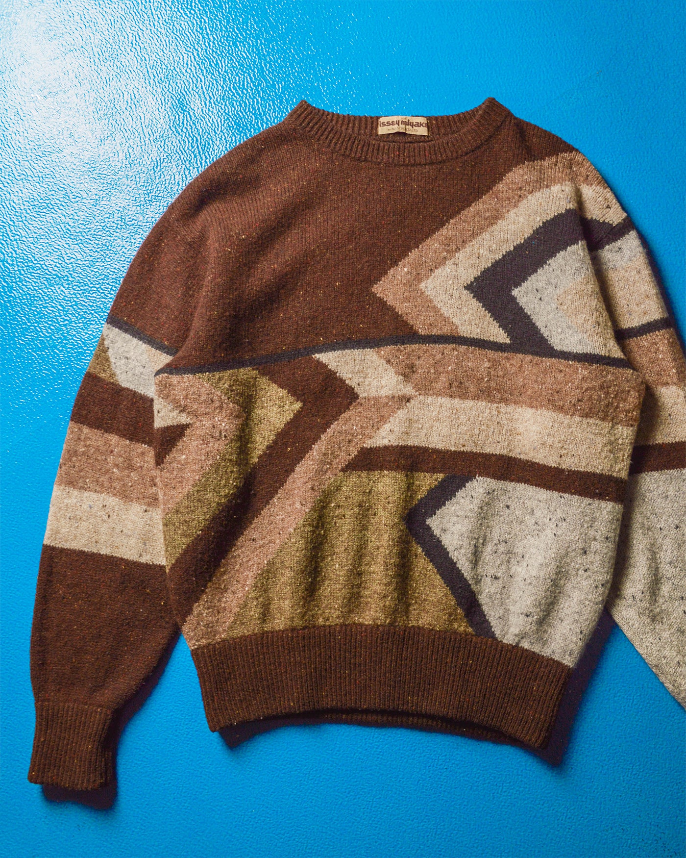 70s Earthy Brown Abstract Pattern Knit Jumper  (~M~)