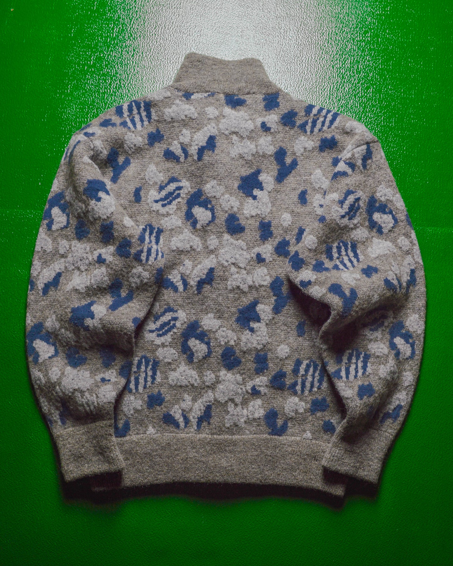 80s Blue Grey Abstract Pattern Button Up Knit Sweater (L~XL)