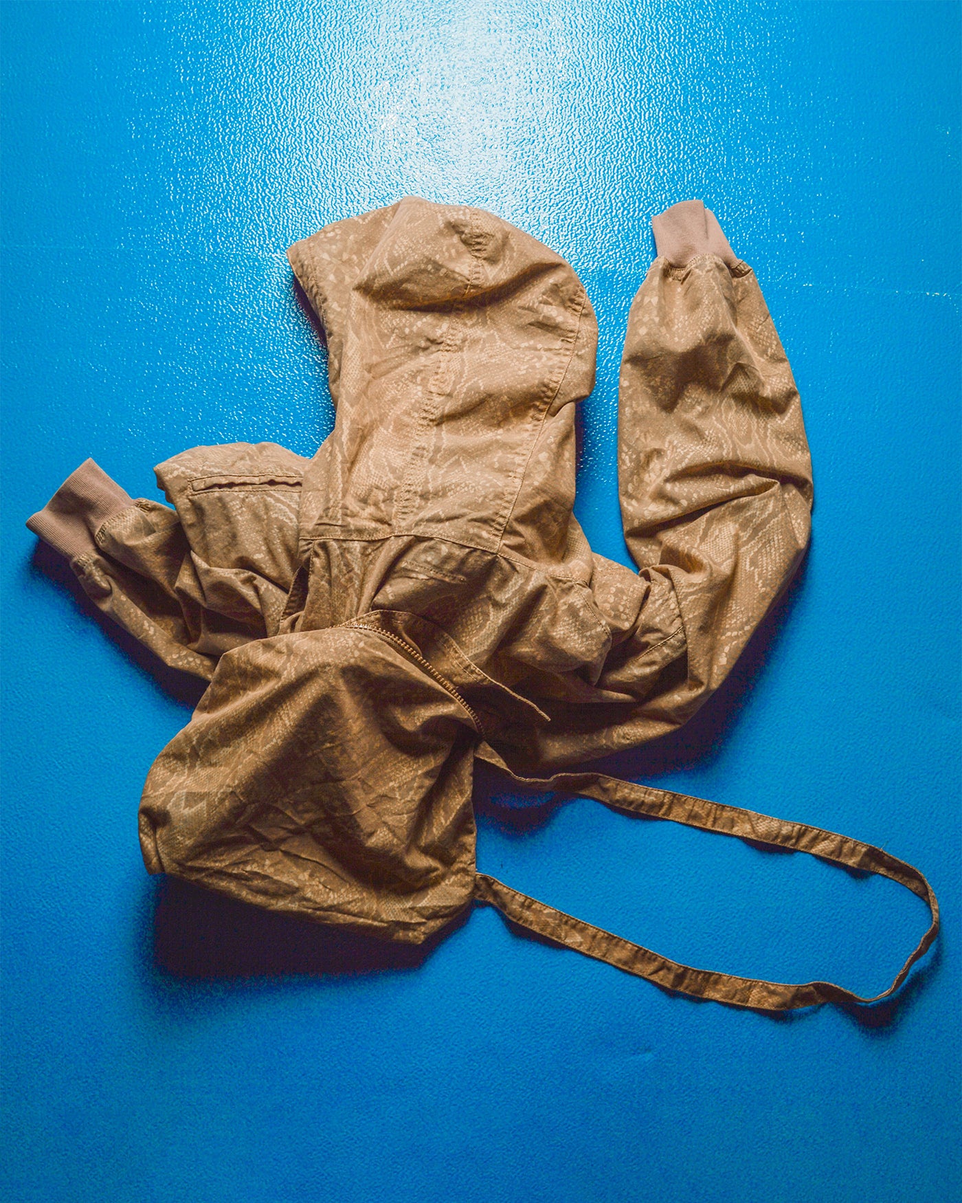80s Snake Skin Print Hooded Light Zip Up Packable Jacket (~M~)