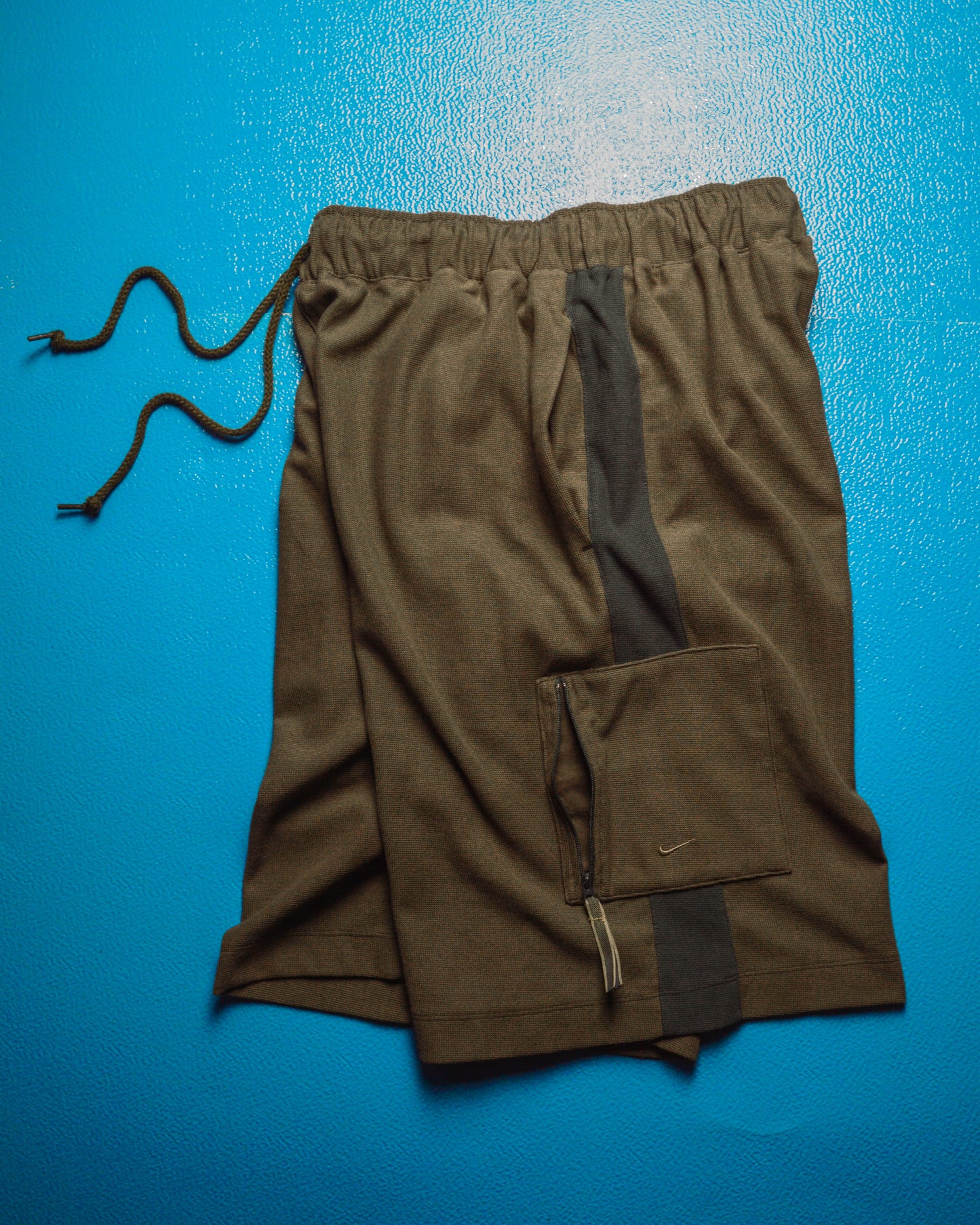 Spring 2000 Olive Brown Textured Side Striped Asymmetrical Pocket Shorts (30~34)