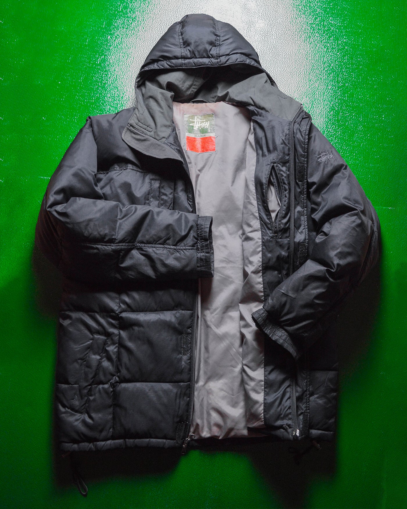 Late 90s Black Drop Pocket Puffer Jacket (L)