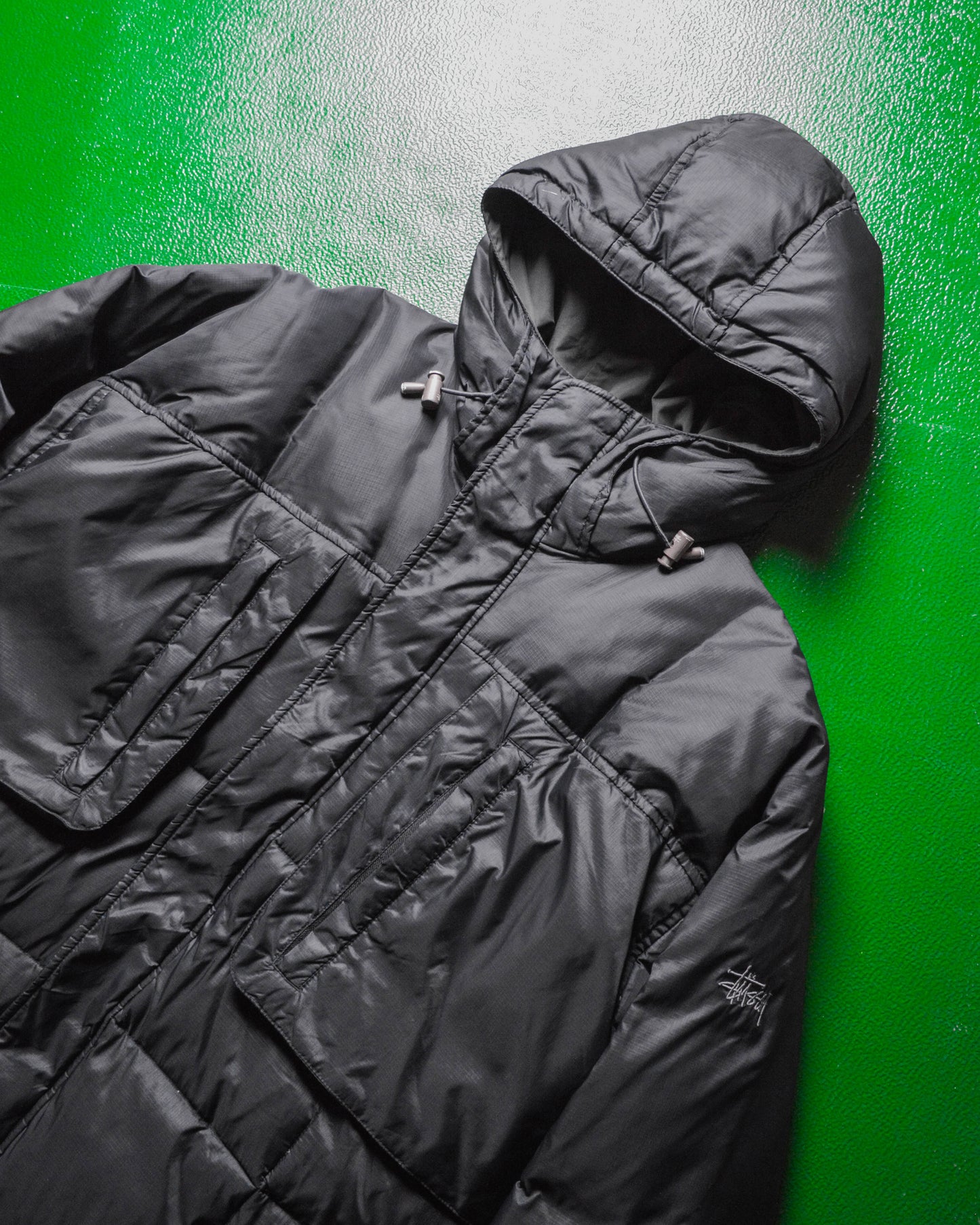 Late 90s Black Drop Pocket Puffer Jacket (L)