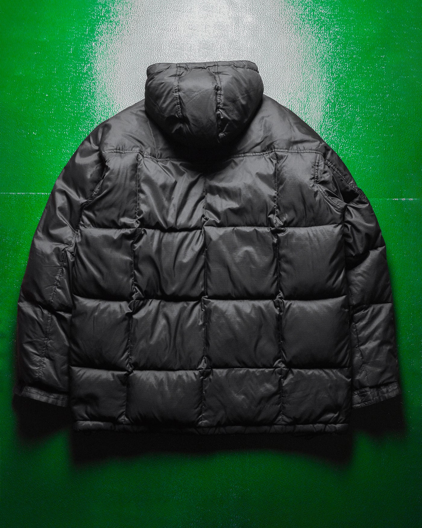 Late 90s Black Drop Pocket Puffer Jacket (L)