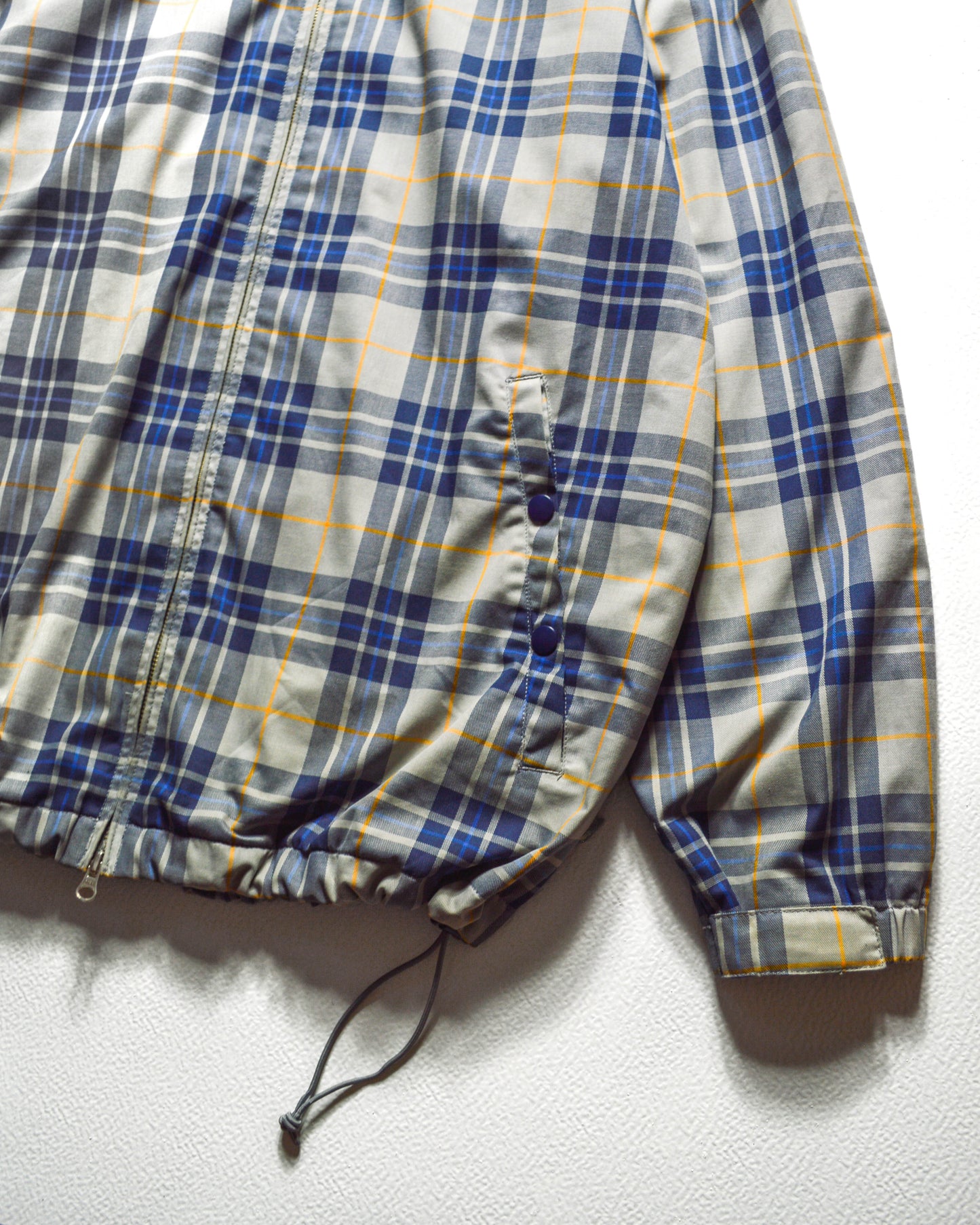 Early 2000s Plaid Mesh Lined Grey Blue Orange Windbreaker Jacket (L)