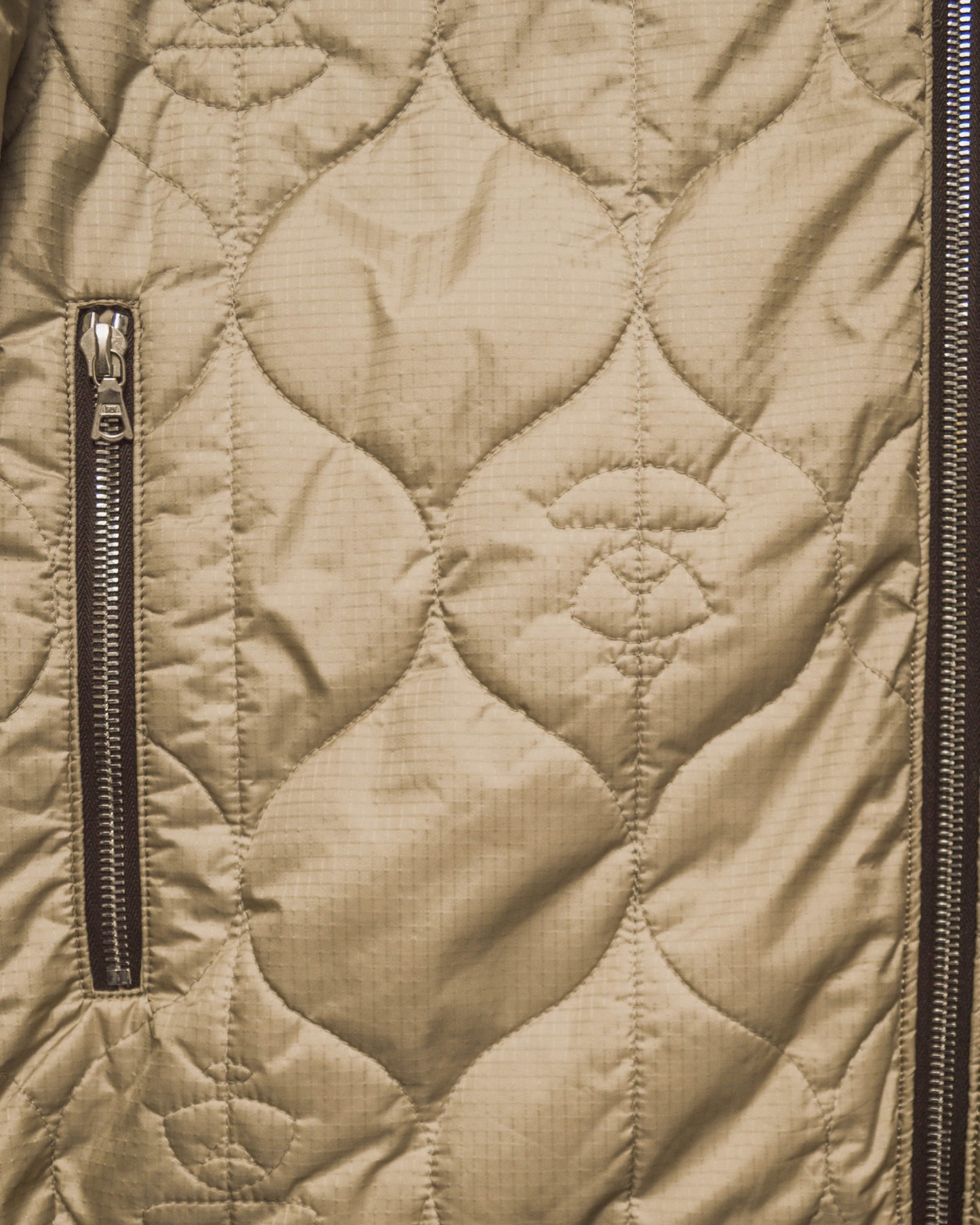 Gore Windstopper Reversible Onion Quilted Liner Military Liner Style Brown Beige Jacket (M~L)
