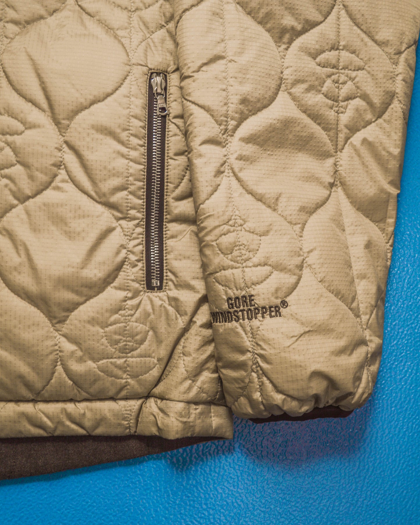 Gore Windstopper Reversible Onion Quilted Liner Military Liner Style Brown Beige Jacket (M~L)