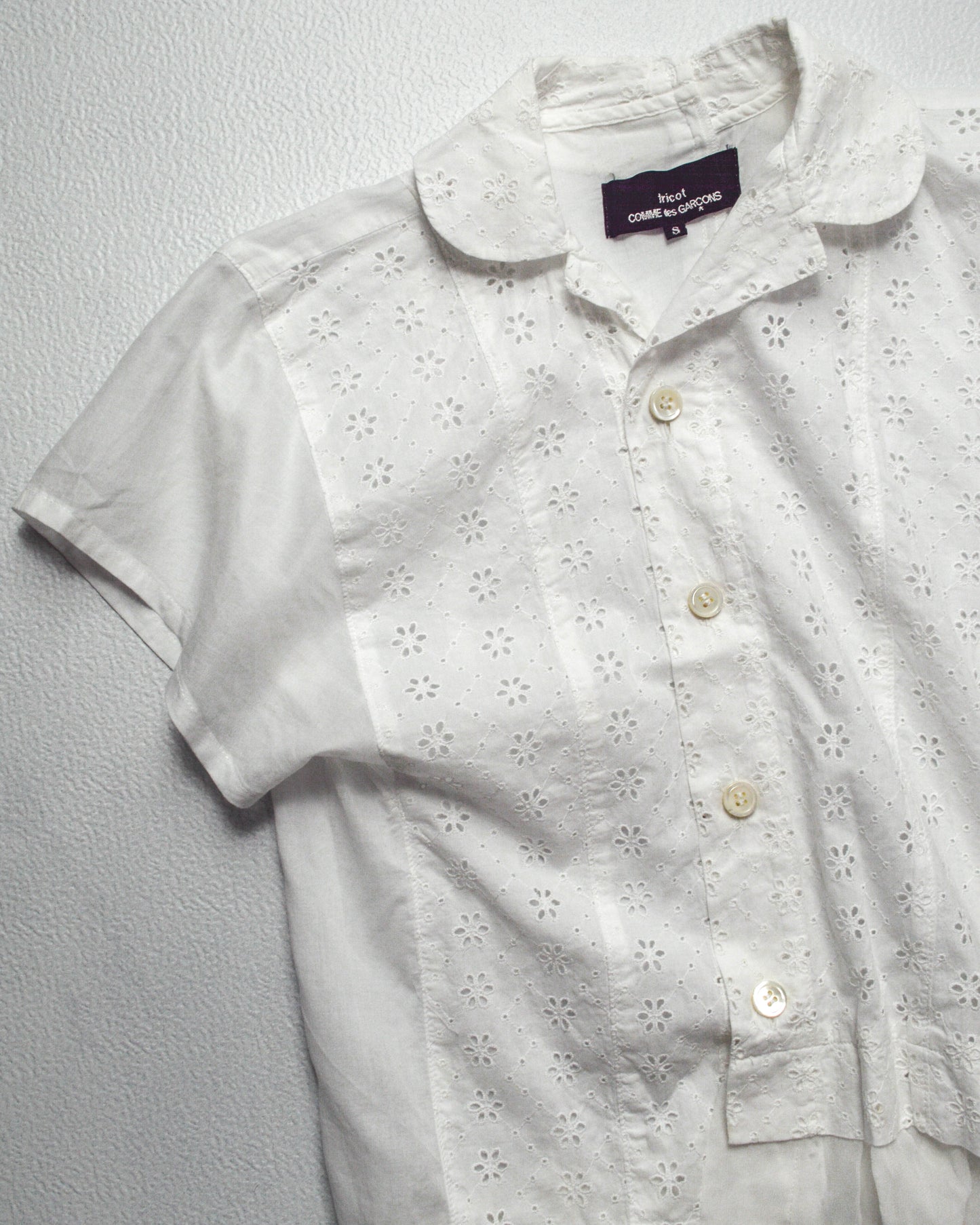 2011 Asymettrical White Floral Lace Panelled Button Up Shirt (S)