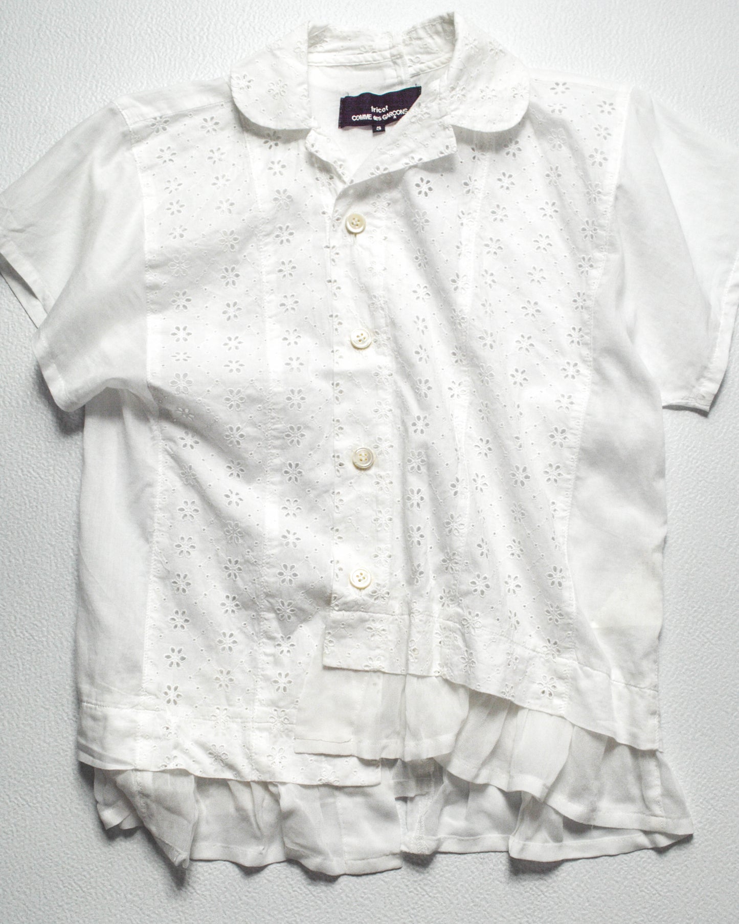 2011 Asymettrical White Floral Lace Panelled Button Up Shirt (S)