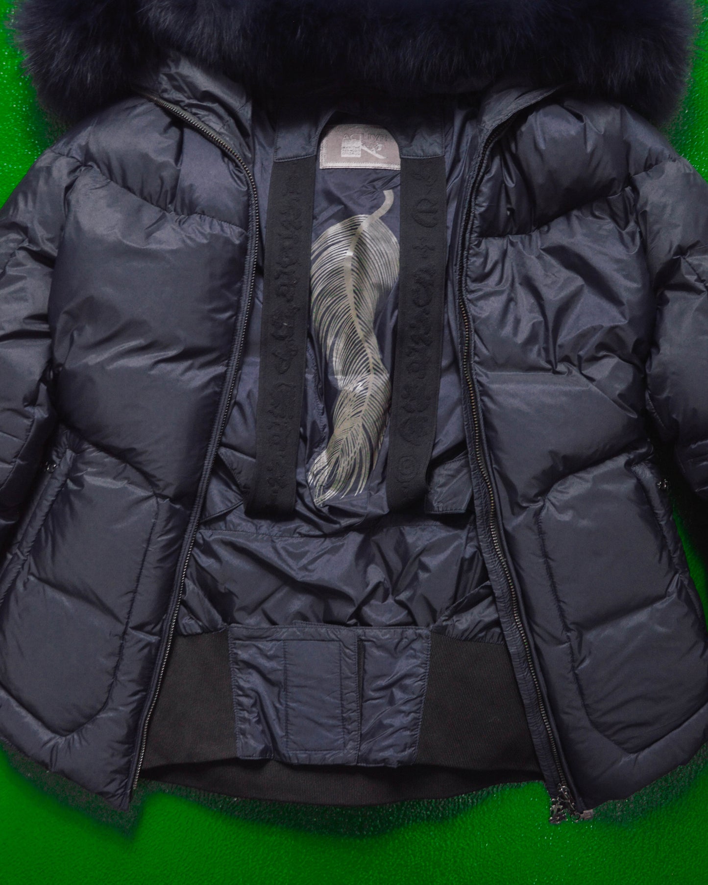 Actlive Subversive Butterfly Panel Navy Fur Trim Back Pack Strap Puffer Jacket (42)