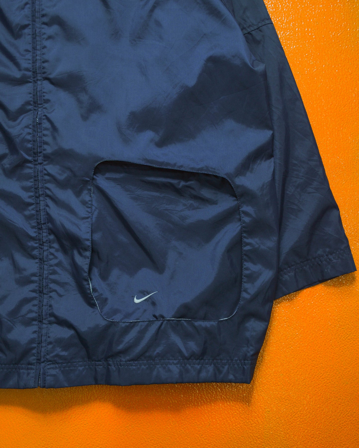 Fall 2000 Egg Cell Style Nylon Navy Windbreaker Jacket (XL)