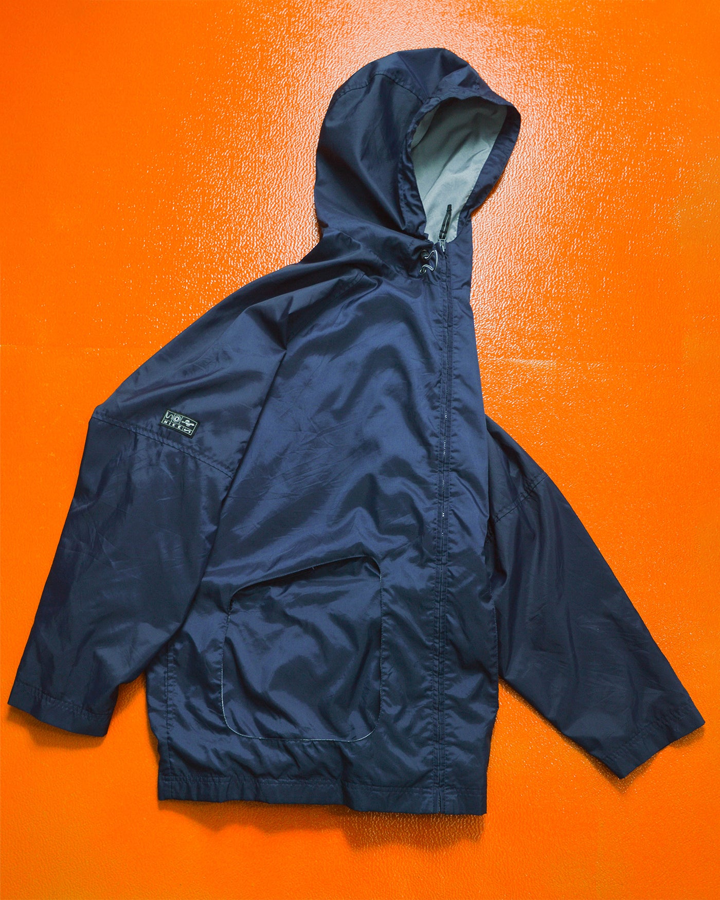 Fall 2000 Egg Cell Style Nylon Navy Windbreaker Jacket (XL)
