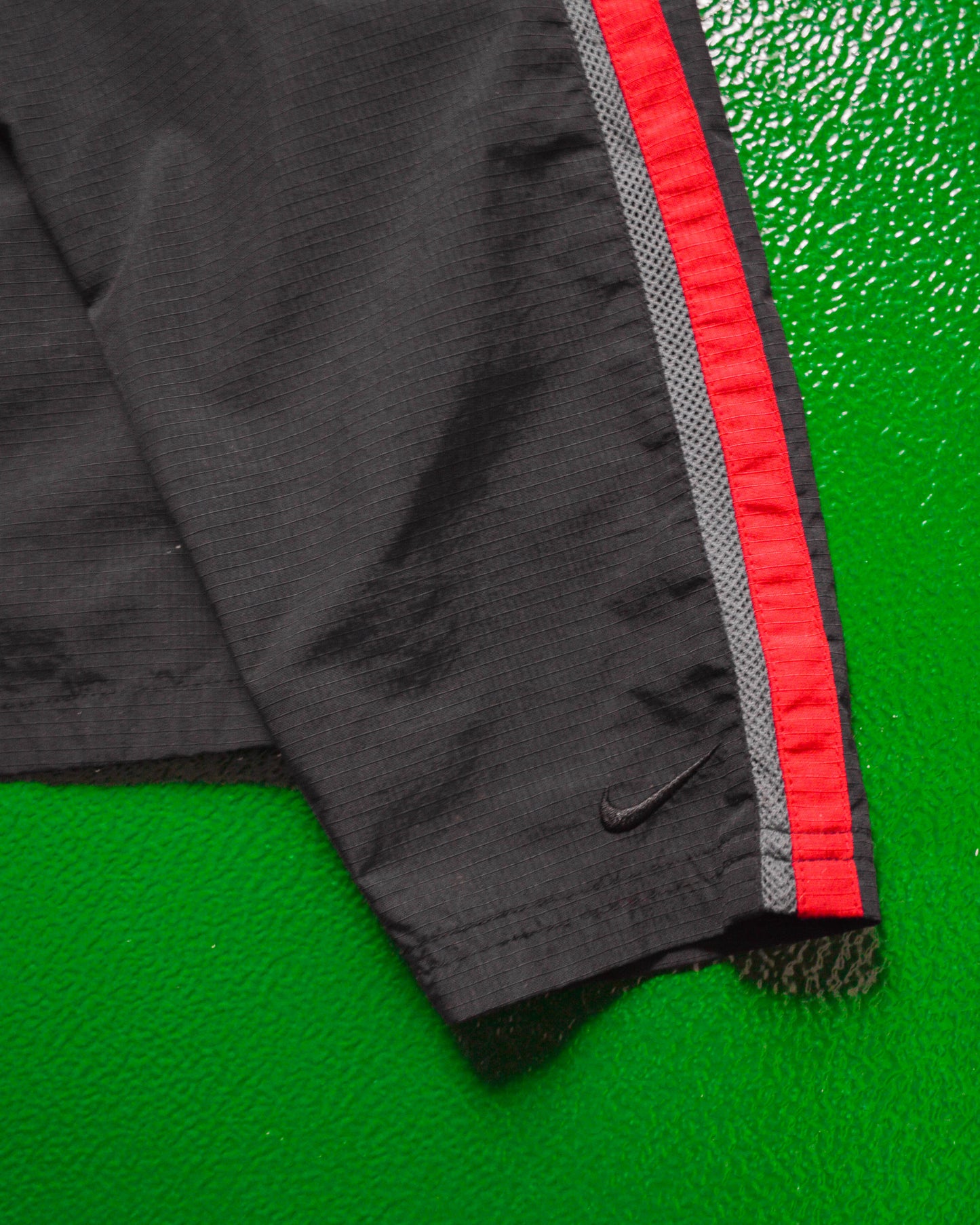 Spring 2002 Red Striped Zip Up Nylon Shirt (~L~)