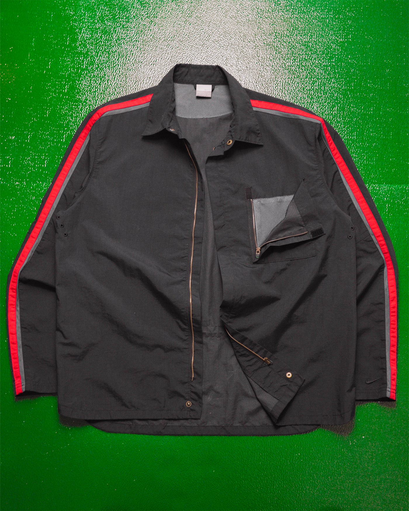 Spring 2002 Red Striped Zip Up Nylon Shirt (~L~)