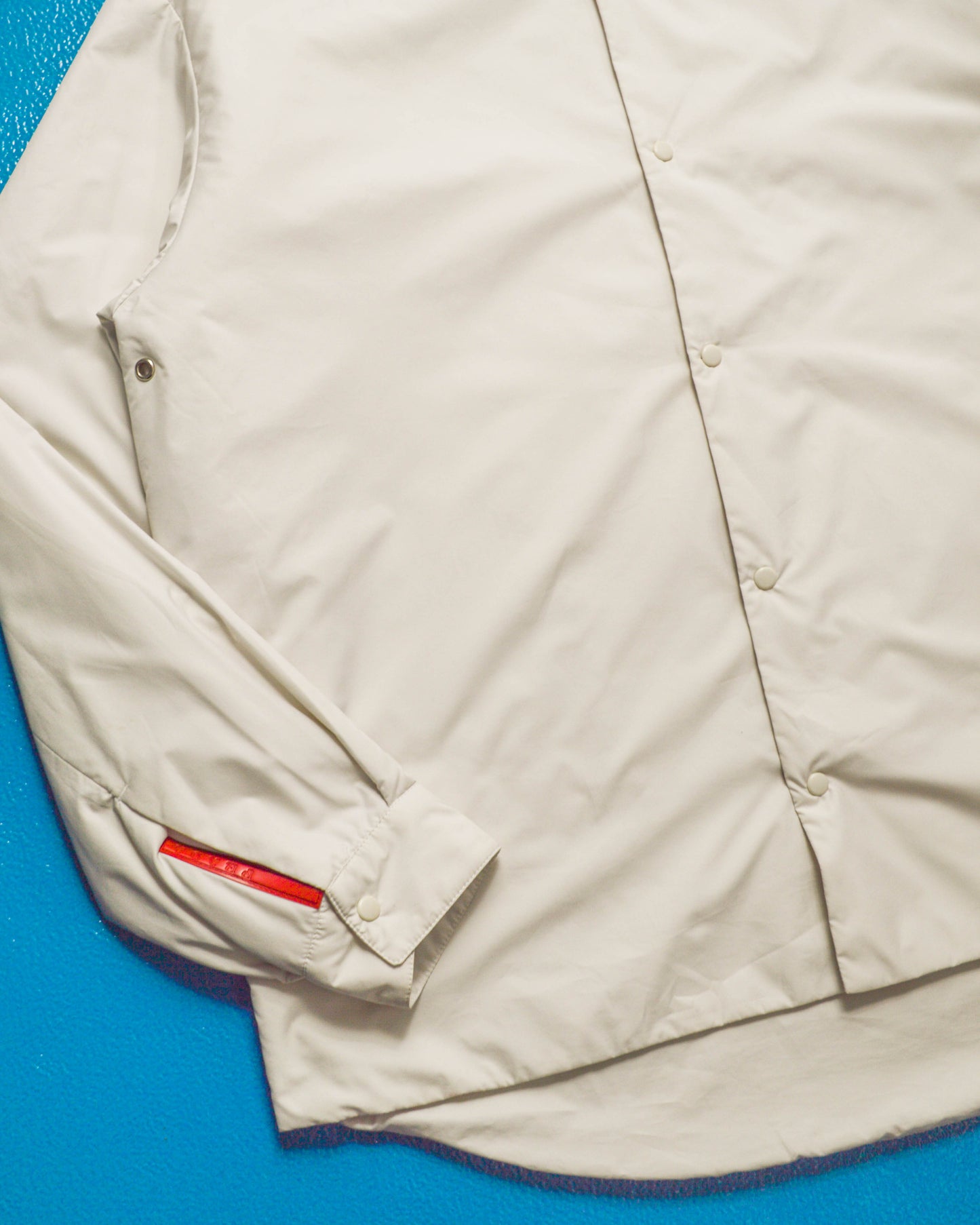 Sport Off-white Hooded Snap Down Lightly Padded Minimal Jacket (M~L)