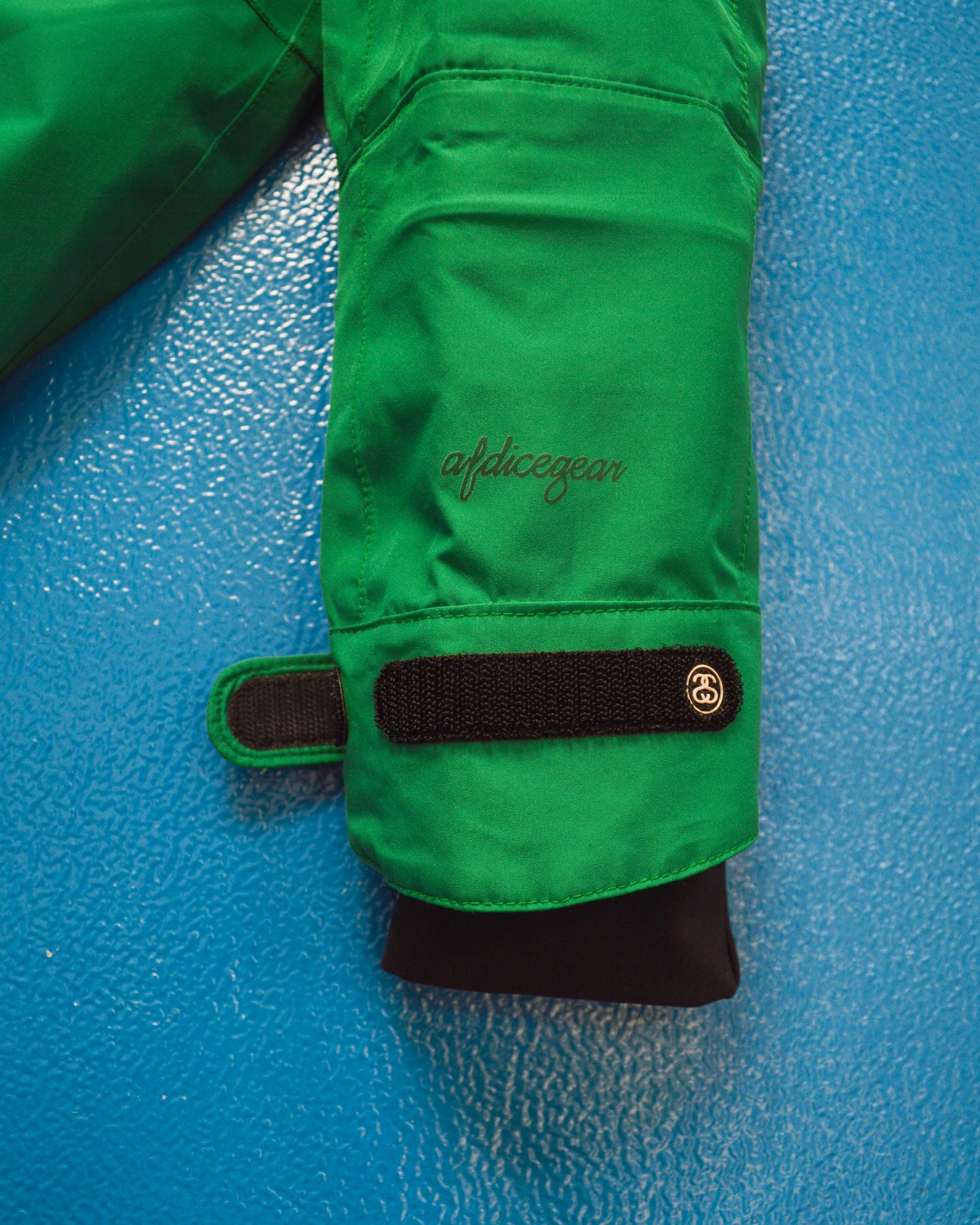 AFDICEGEAR A/W11 Green Asymmetrical Curved Zip Gore-tex Jacket (M~L)