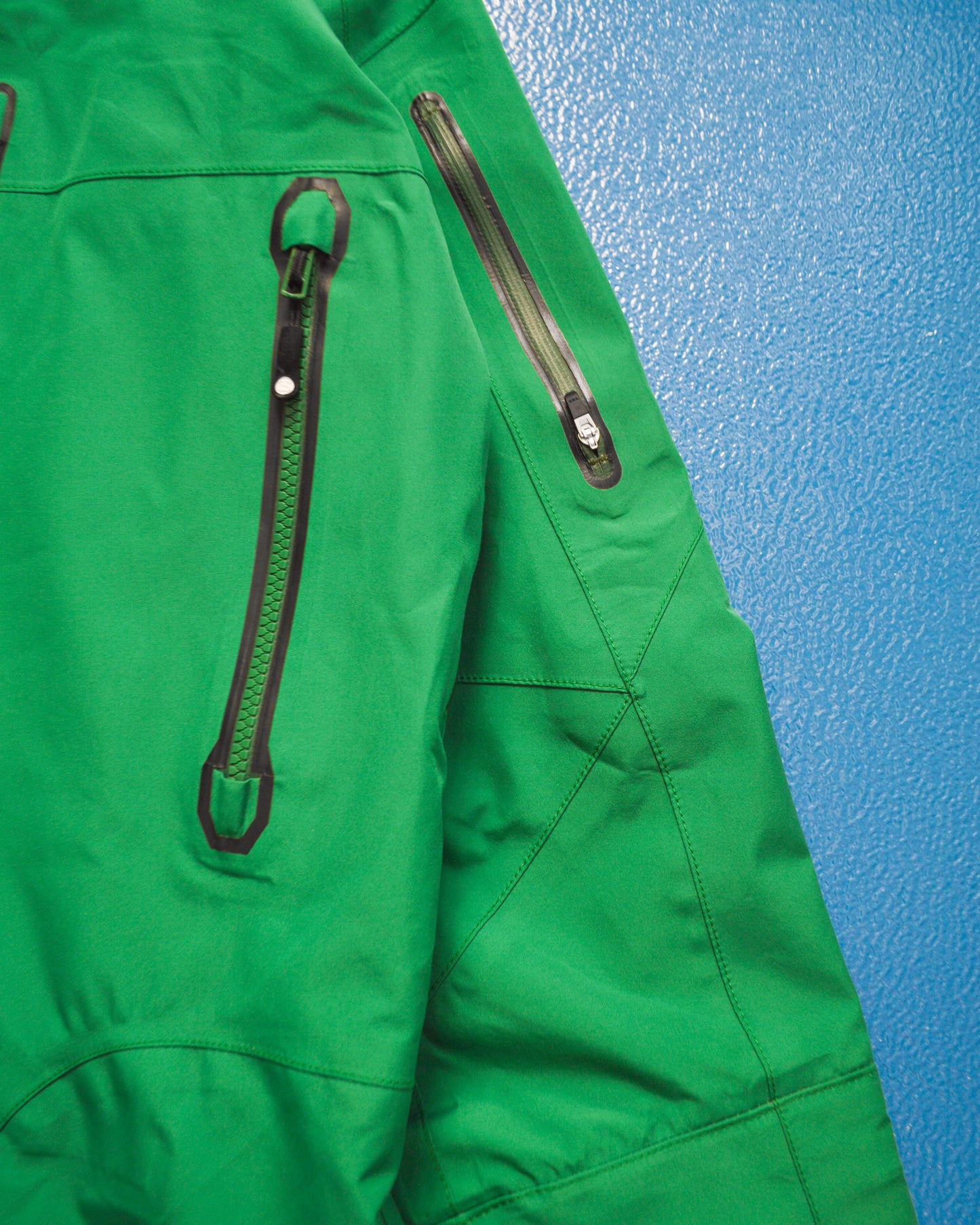 AFDICEGEAR A/W11 Green Asymmetrical Curved Zip Gore-tex Jacket (M~L)