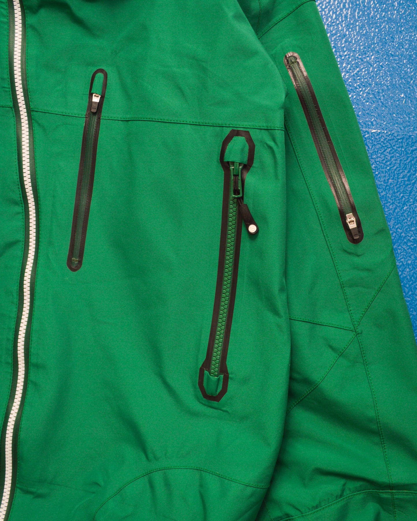 AFDICEGEAR A/W11 Green Asymmetrical Curved Zip Gore-tex Jacket (M~L)