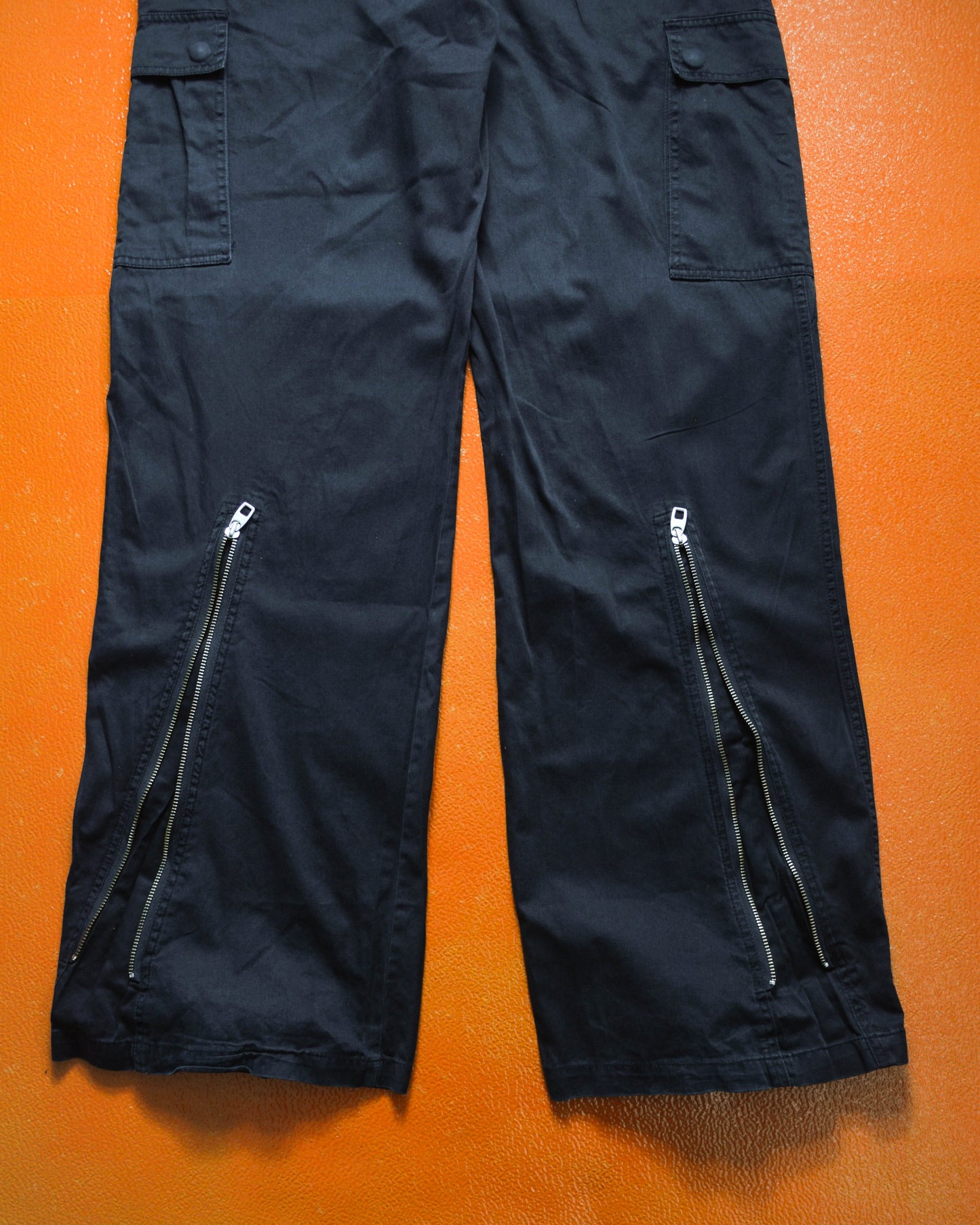 Griffin Panelled Zip Hem Gusset Wide Washed Navy Cargo Pants (34~36)
