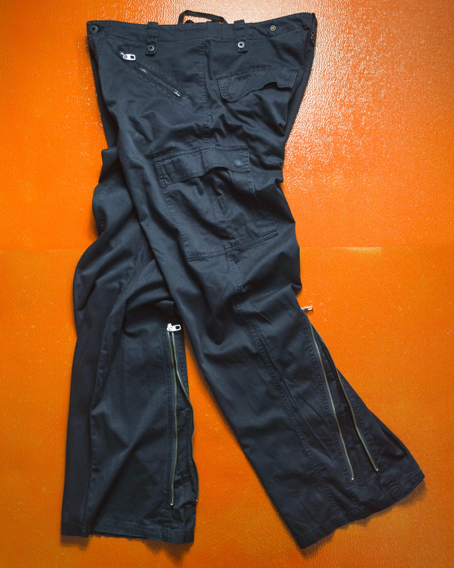 Griffin Panelled Zip Hem Gusset Wide Washed Navy Cargo Pants (34~36)