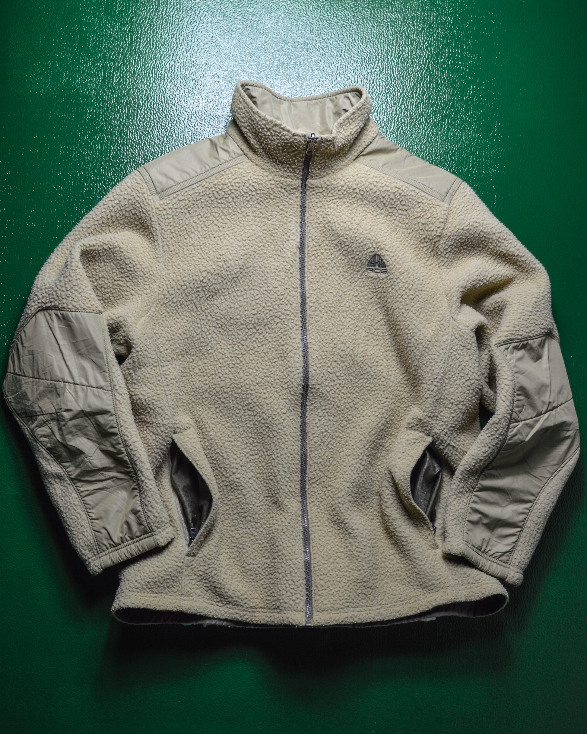 Nike ACG Deep Pile Fleece Reversible Beige / Brown Jacket (M, XL, XXL)