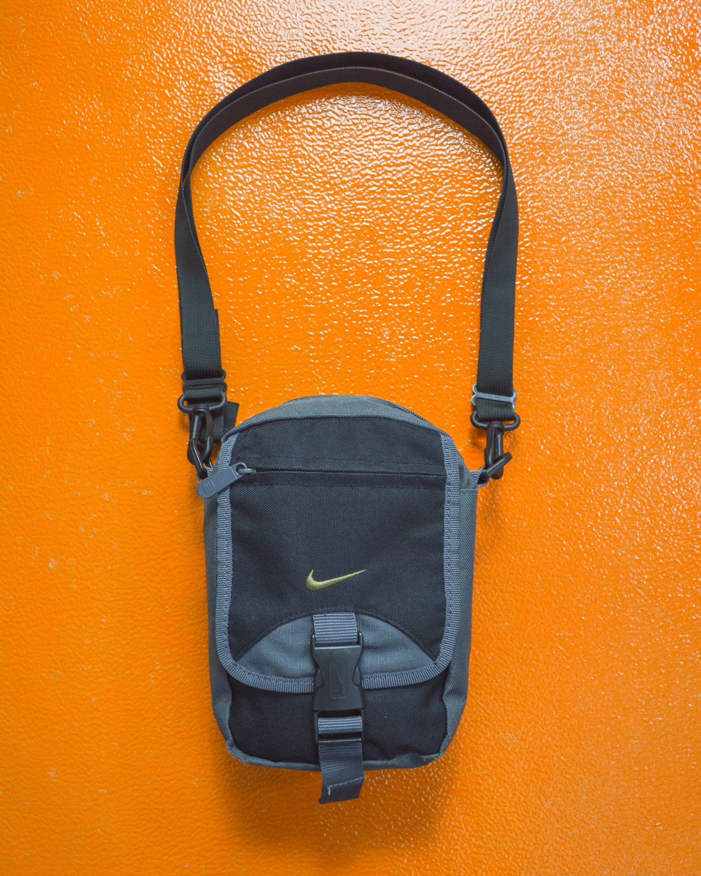 Nike Fall 2001 Grey / Muted Navy Side / Shoulder Bag (OS)