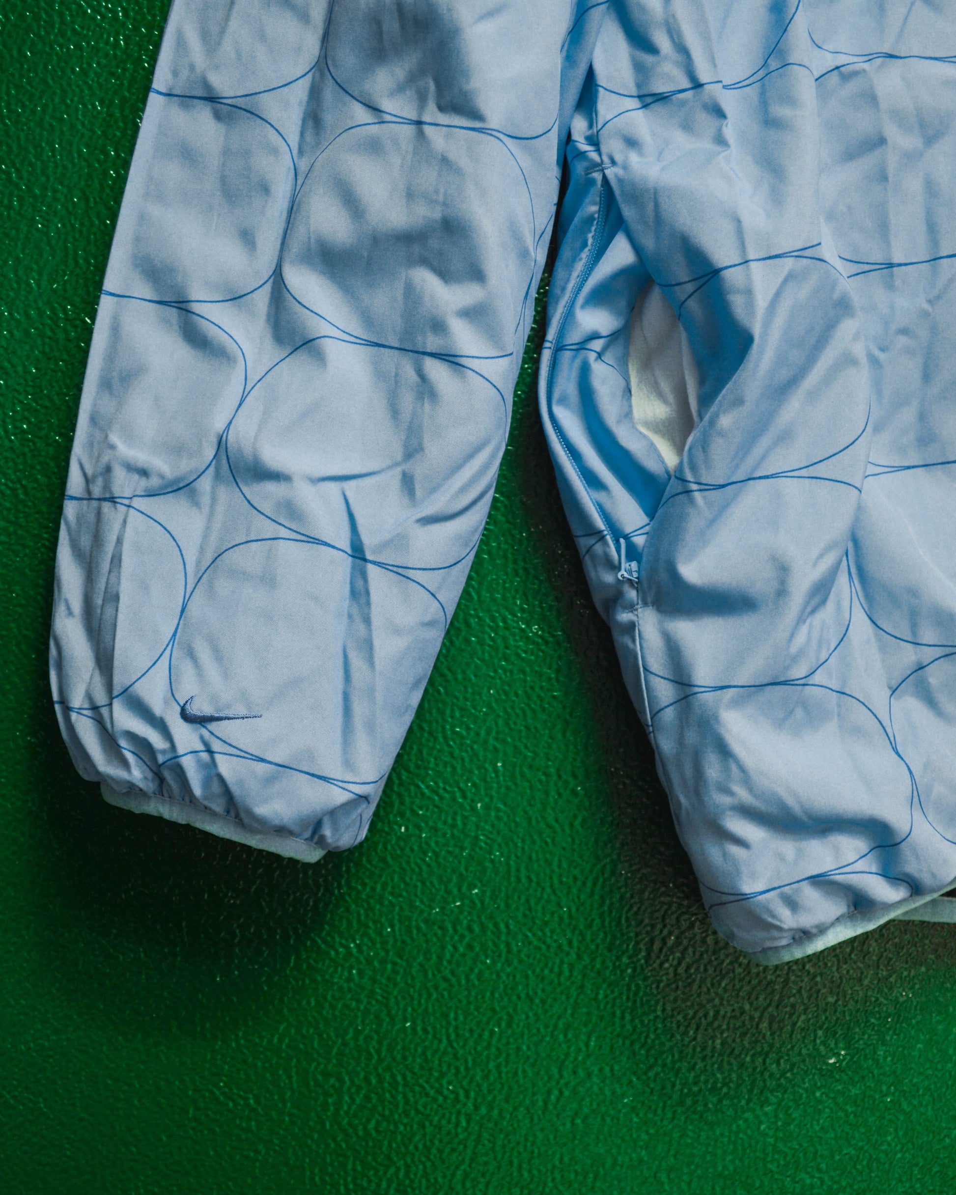 Nike Reversible Bubble Print Navy Blue Reversible Insulated Light Jacket (S~M)