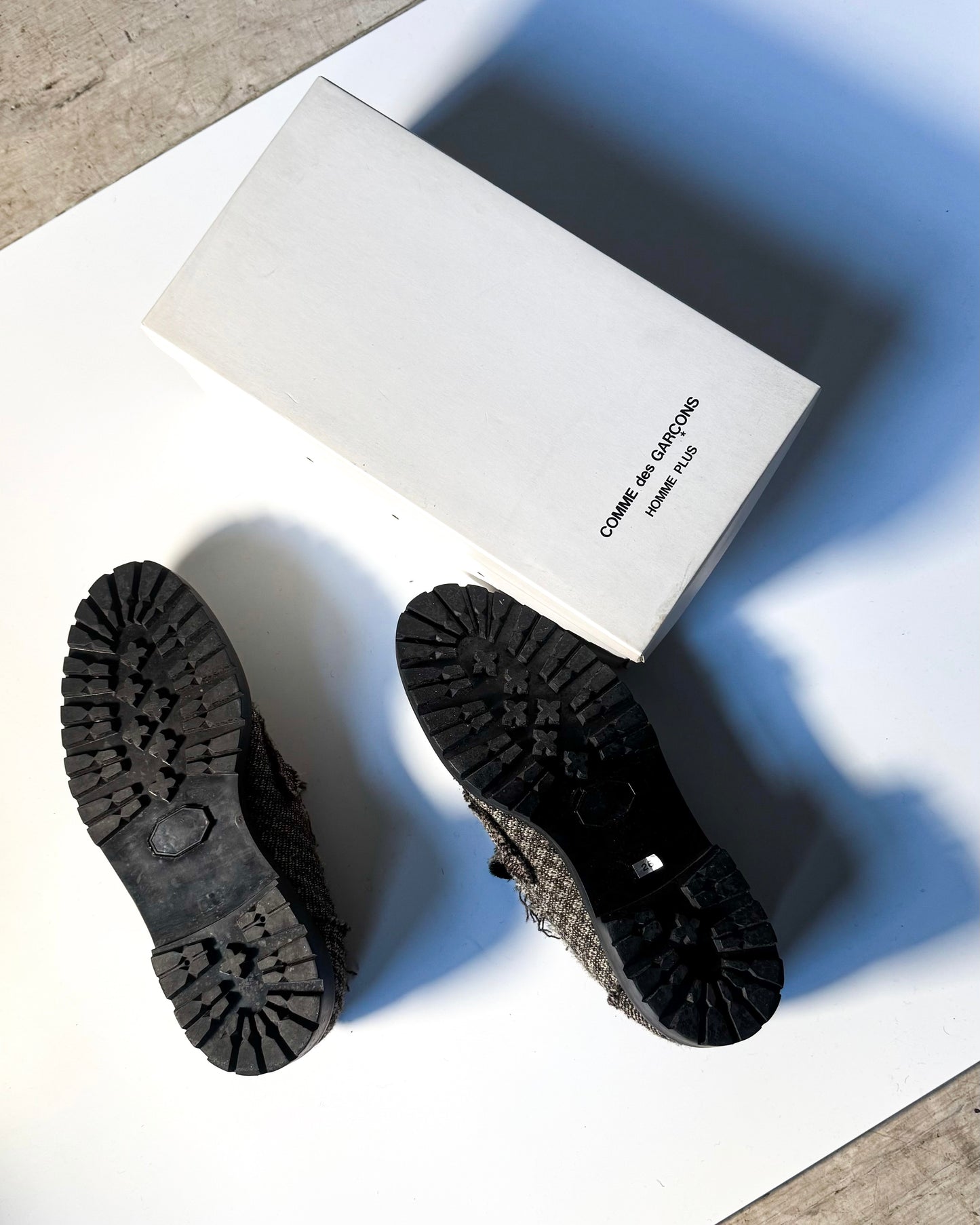 AW92 Raw Edge Tweed Style Loafers  (JP26/ UK7.5)