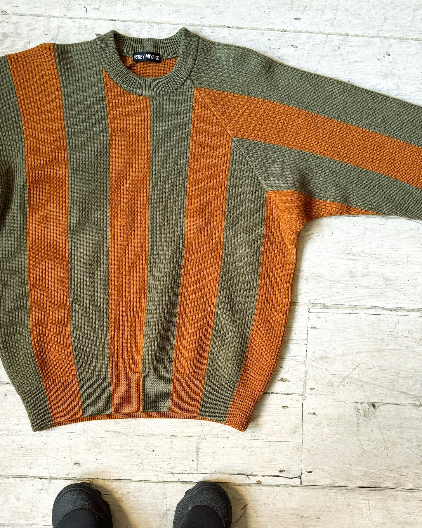 SS1992 Sage / Orange Diagonal Striped Asymmetrical Single Raglan Knit Jumper (~L~)