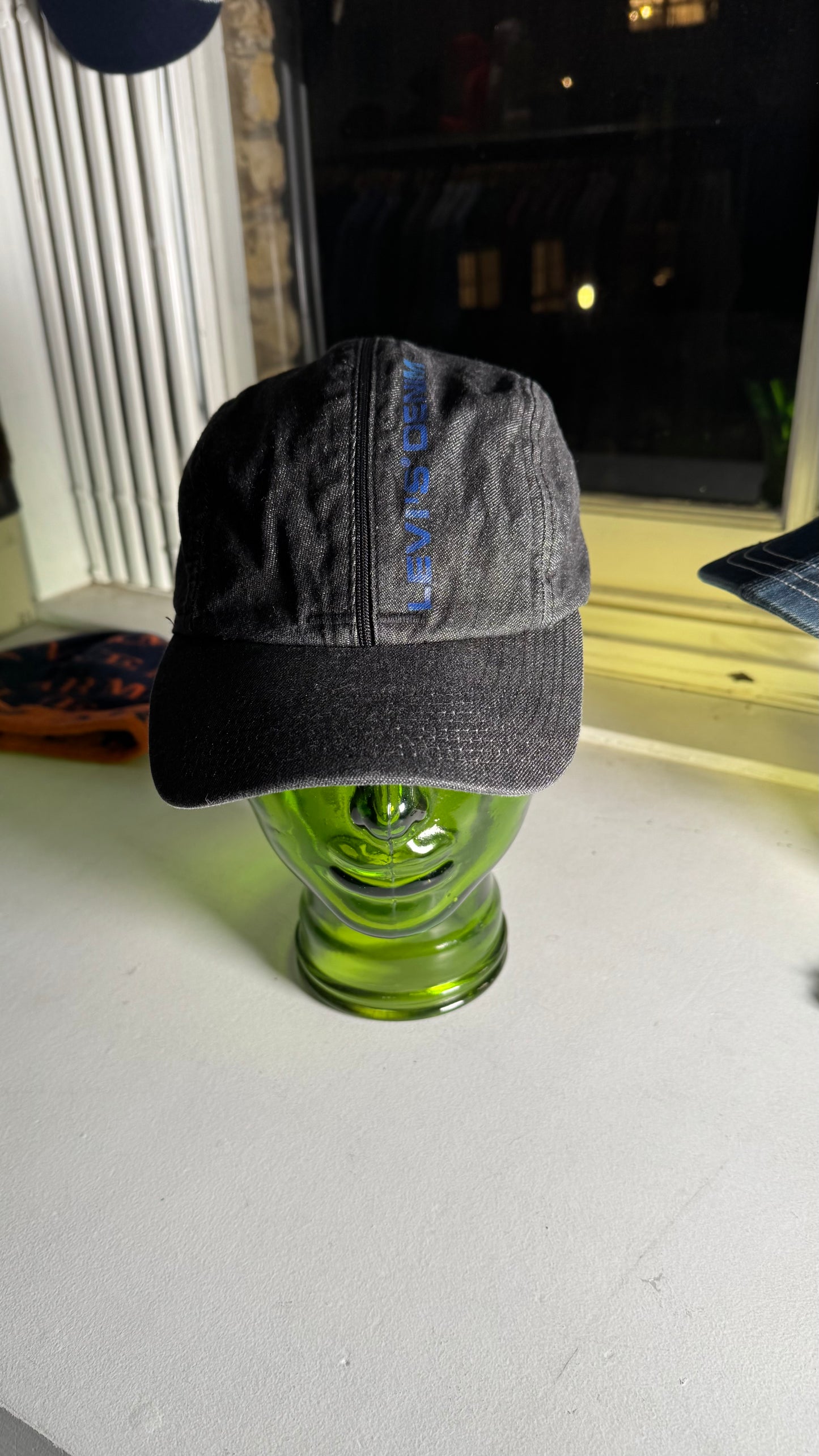 Levi’s +Dkny hat