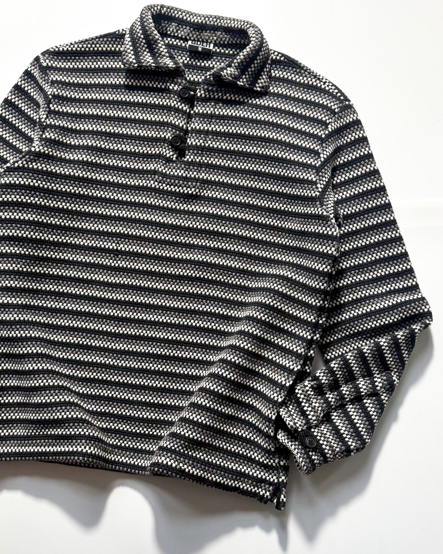Early 2000s Black Grey White Chunky Knit Pullover (~M~)