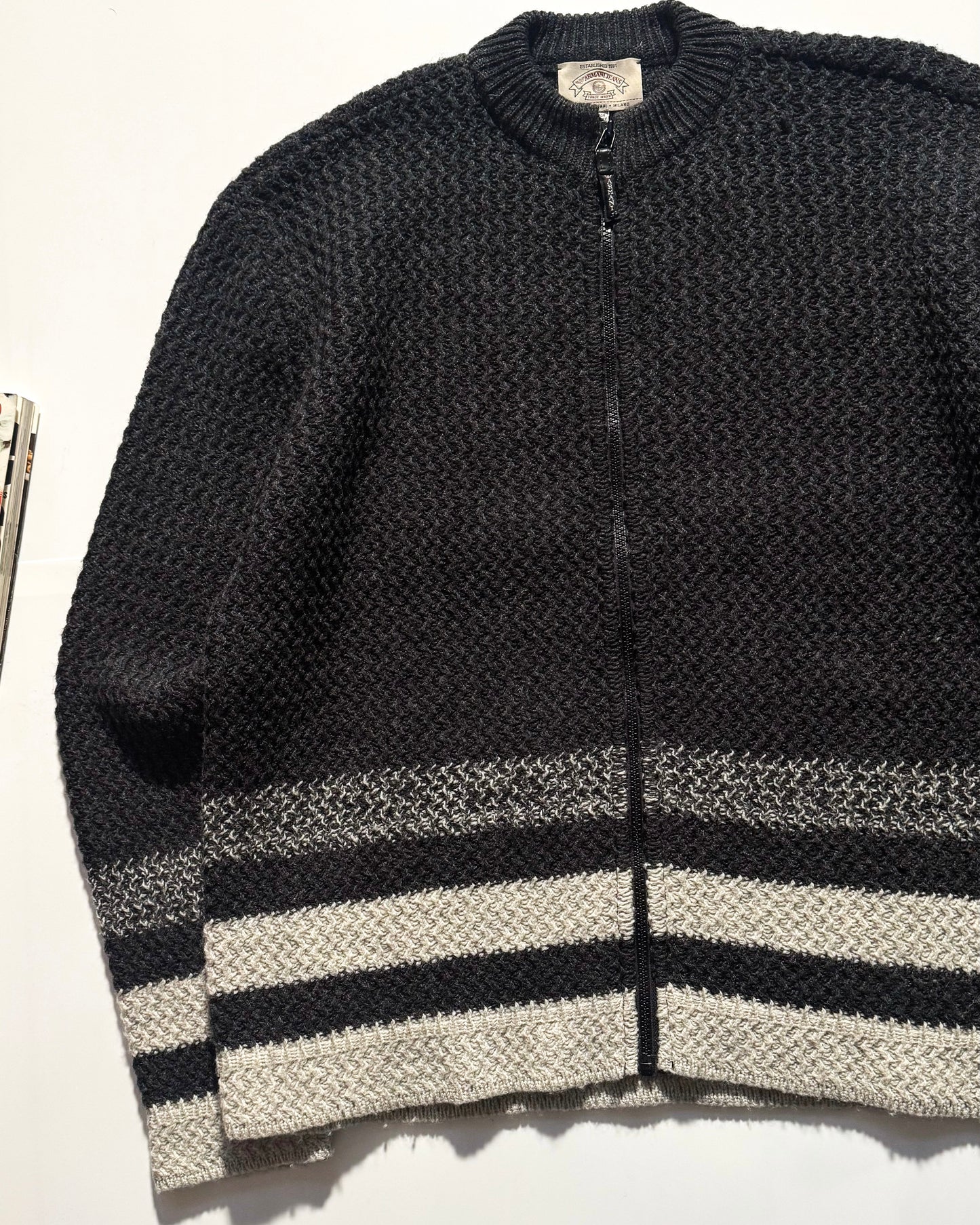 Early 2000s Grey Striped Zip Up  Knit Jumper (XL ~ XXL )
