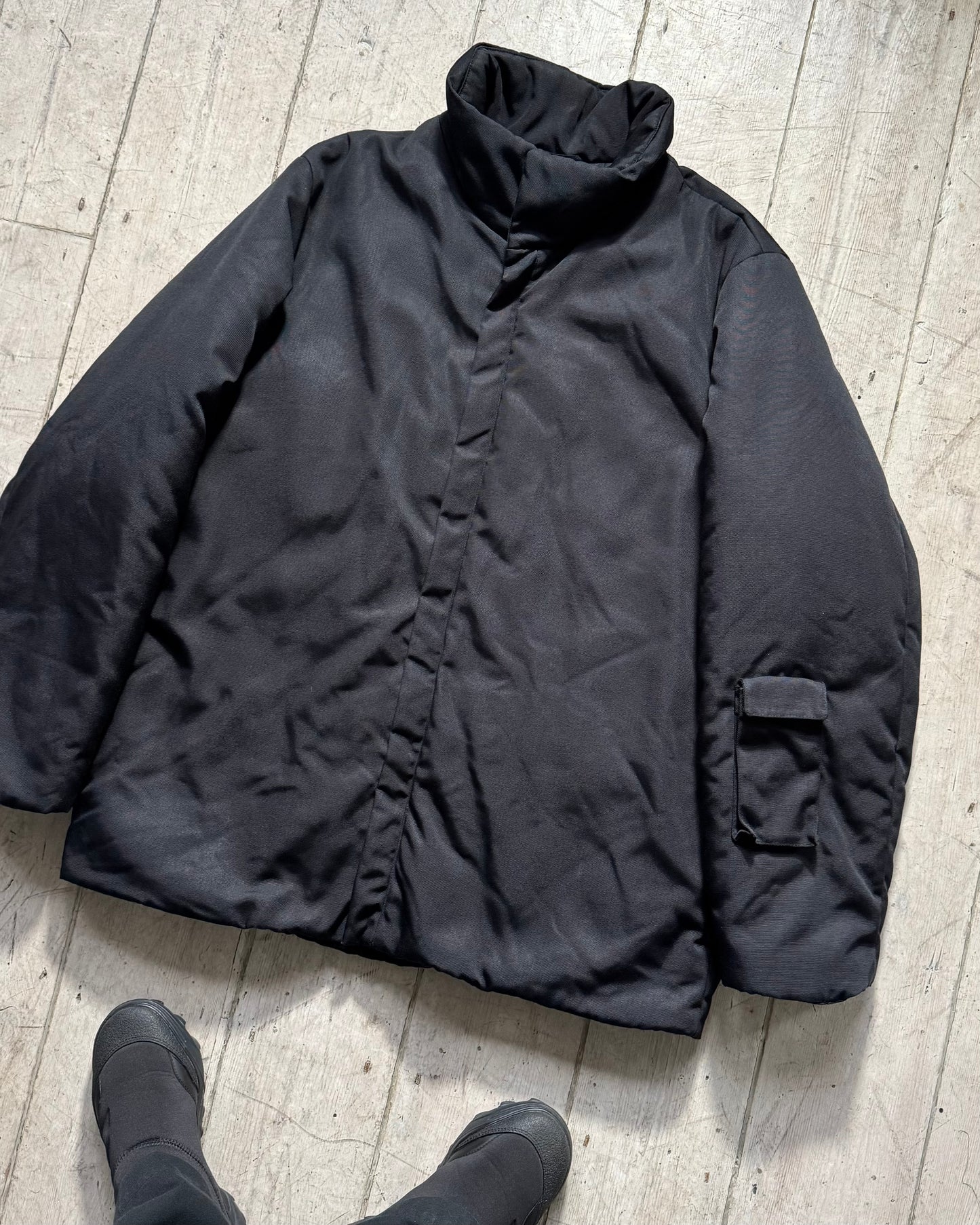 2000s Black Sleeve Pocket Padded Jacket (~XL~)