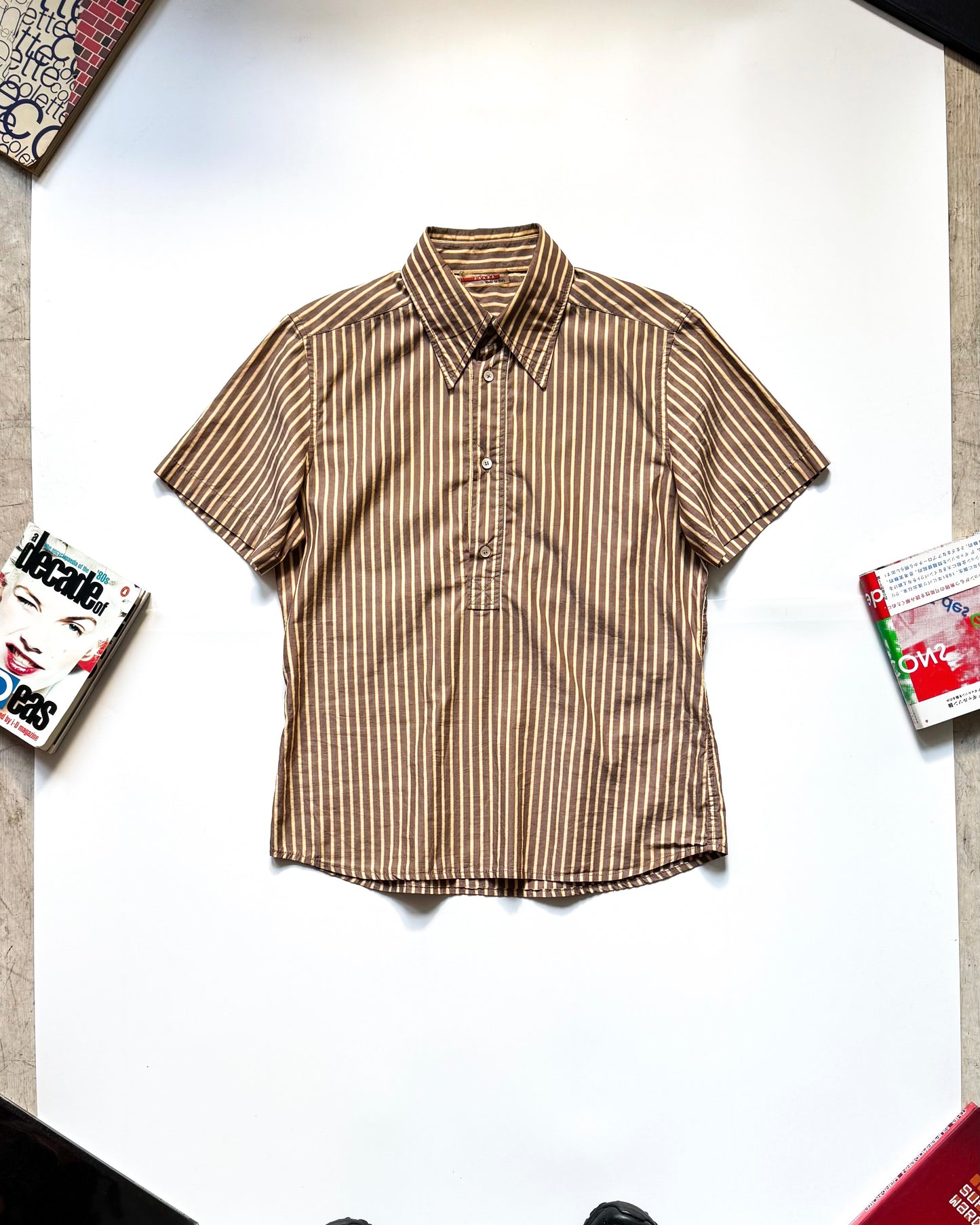 2000s  Vertical Striped Brown / Yellow Quarter Button Up Shirt (~M~)