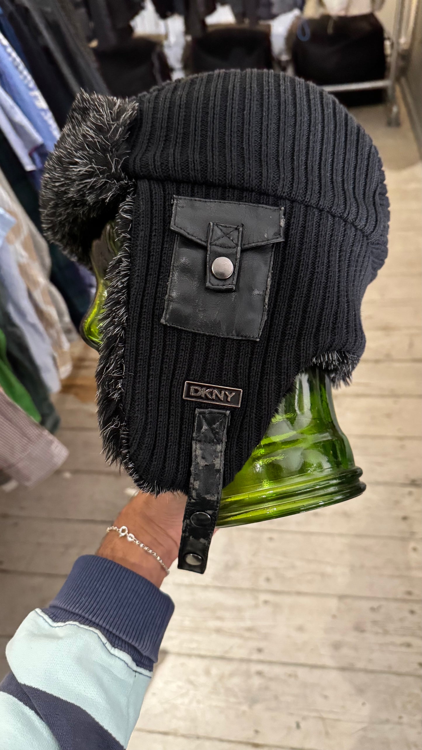 Levi’s +Dkny hat